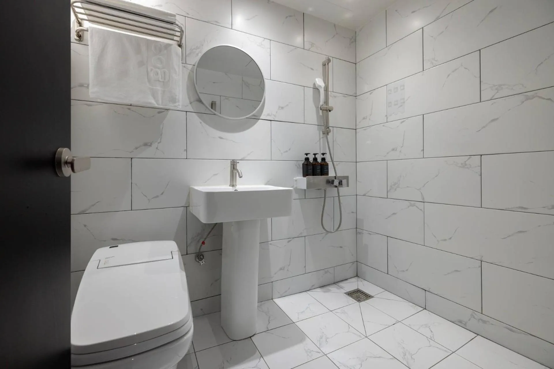 Bathroom in Anook Ryokan Hotel Ansan station