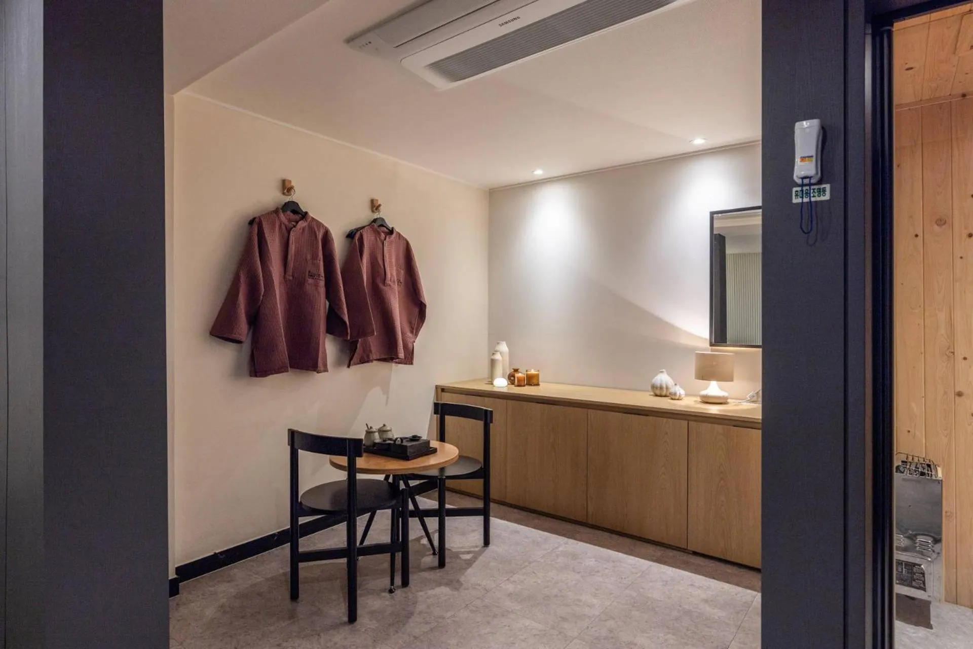 Photo of the whole room in Anook Ryokan Hotel Ansan station