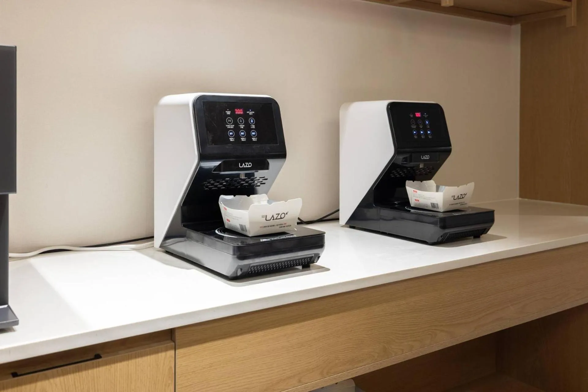 Communal kitchen in Anook Ryokan Hotel Ansan station