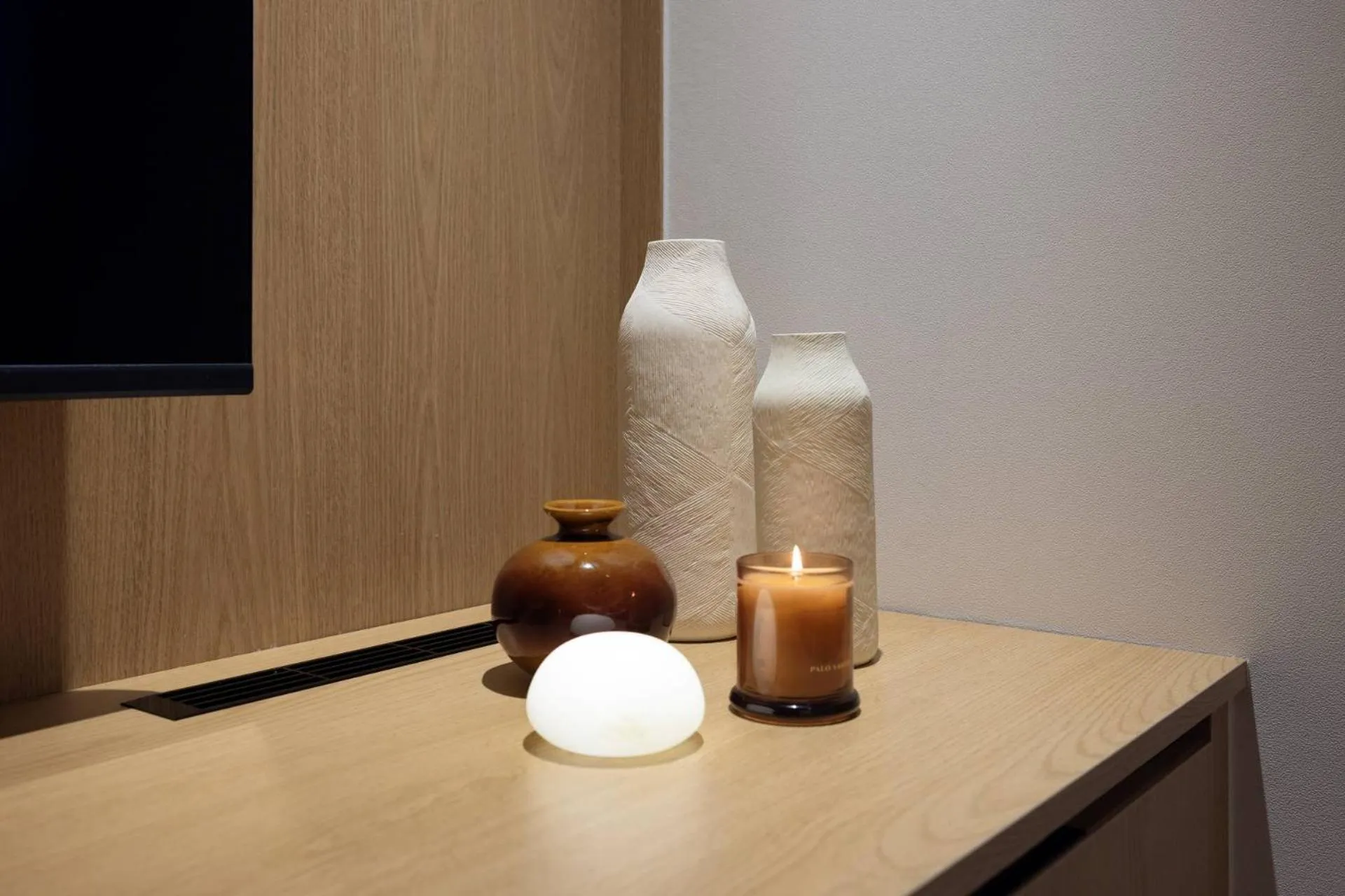 Decorative detail in Anook Ryokan Hotel Ansan station