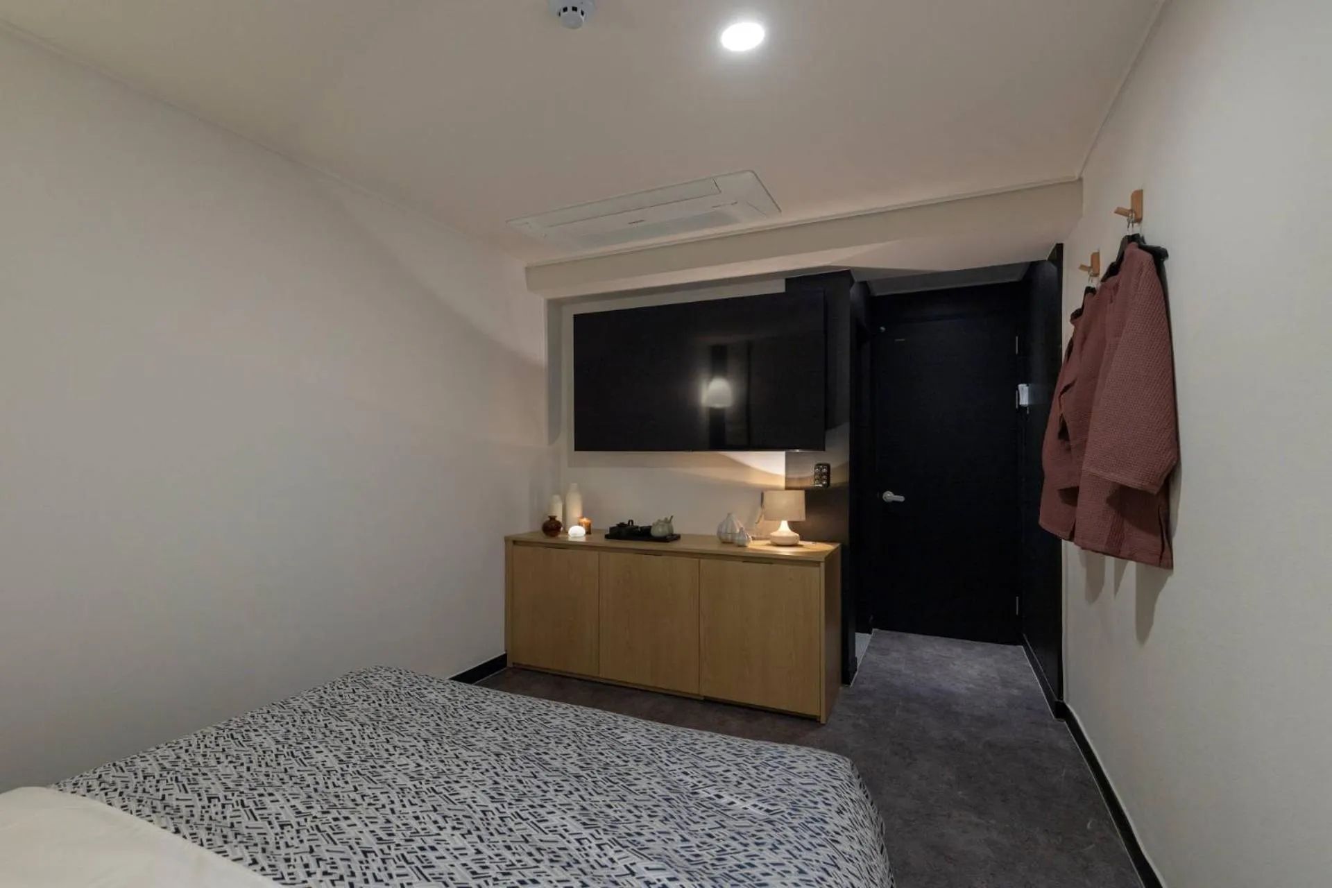 Bedroom, Bed in Anook Ryokan Hotel Ansan station