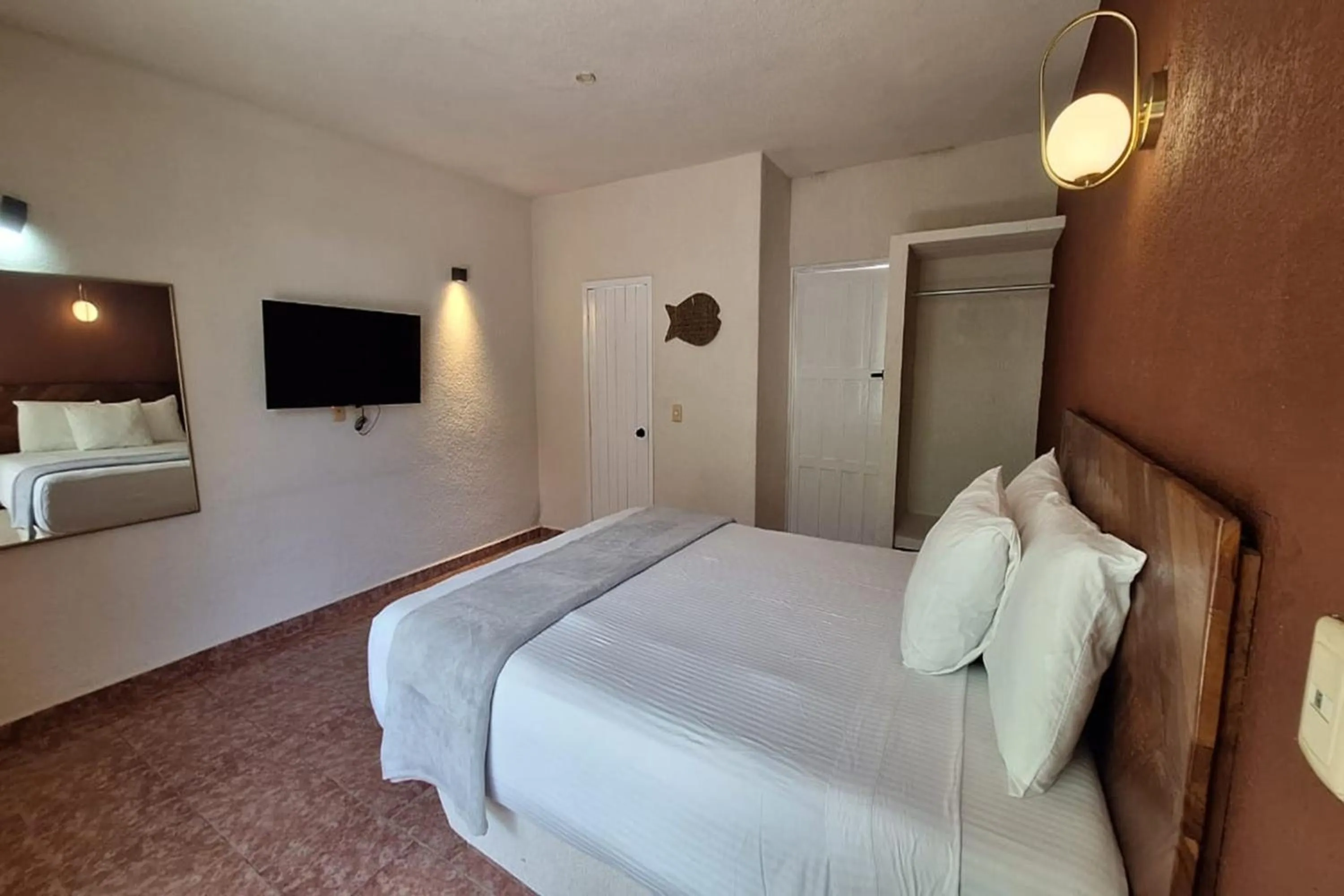 Bedroom, Bed in Capital O Hotel Rolovi Cancún