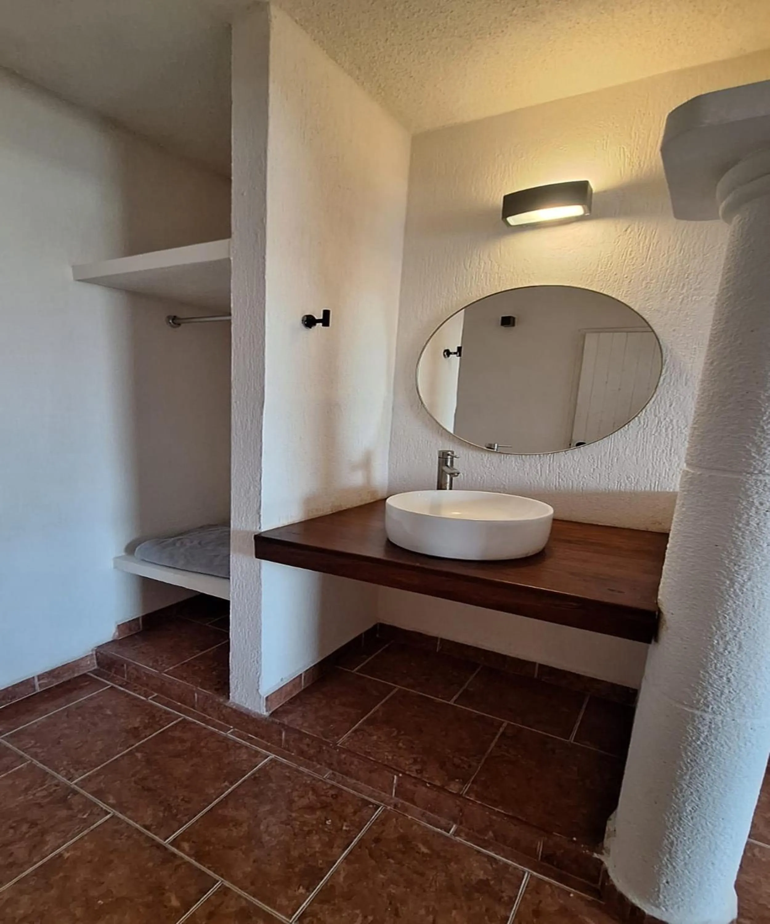 Bathroom in Capital O Hotel Rolovi Cancún