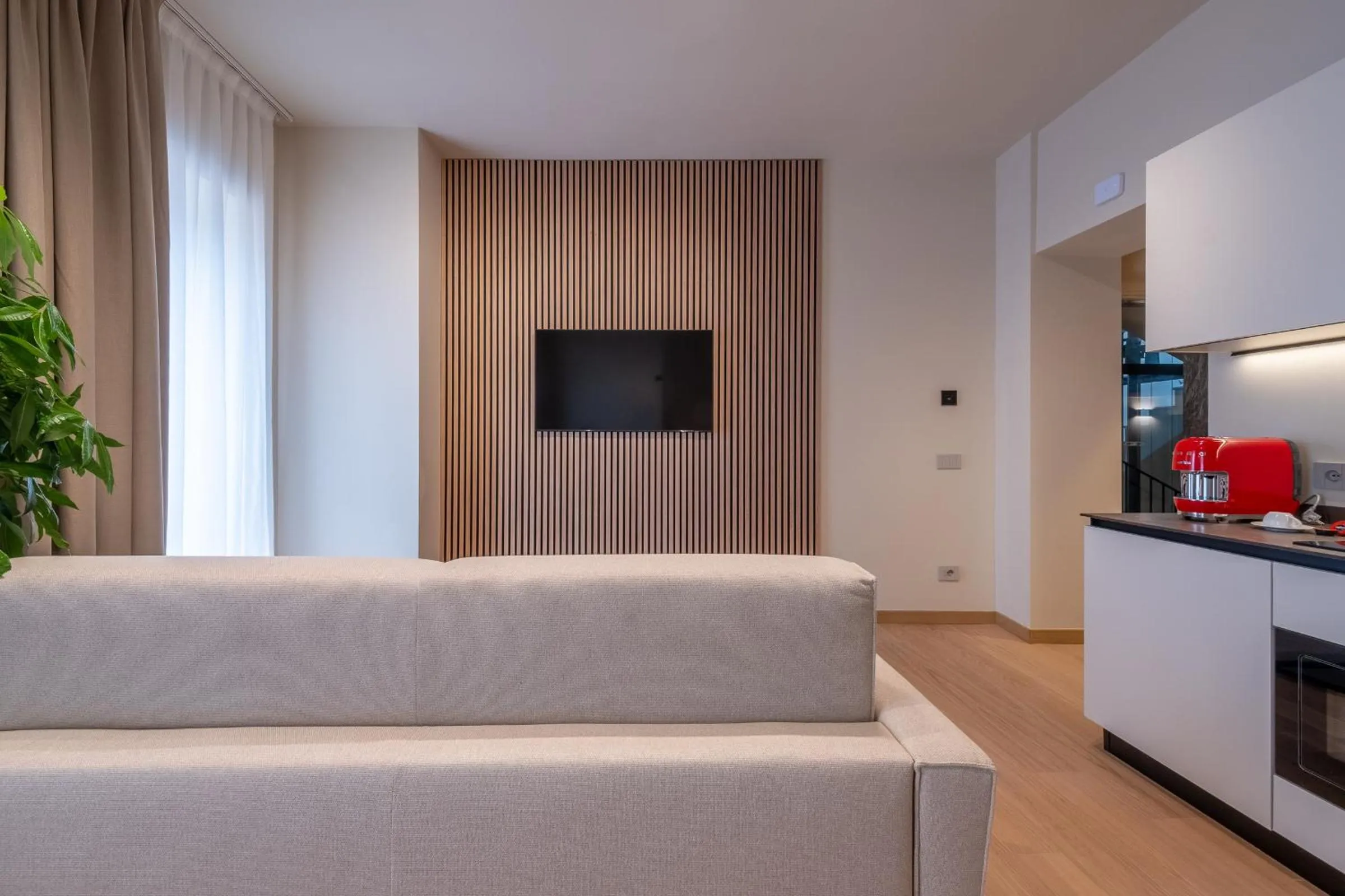 Kitchen or kitchenette in Oriana Homèl Milano