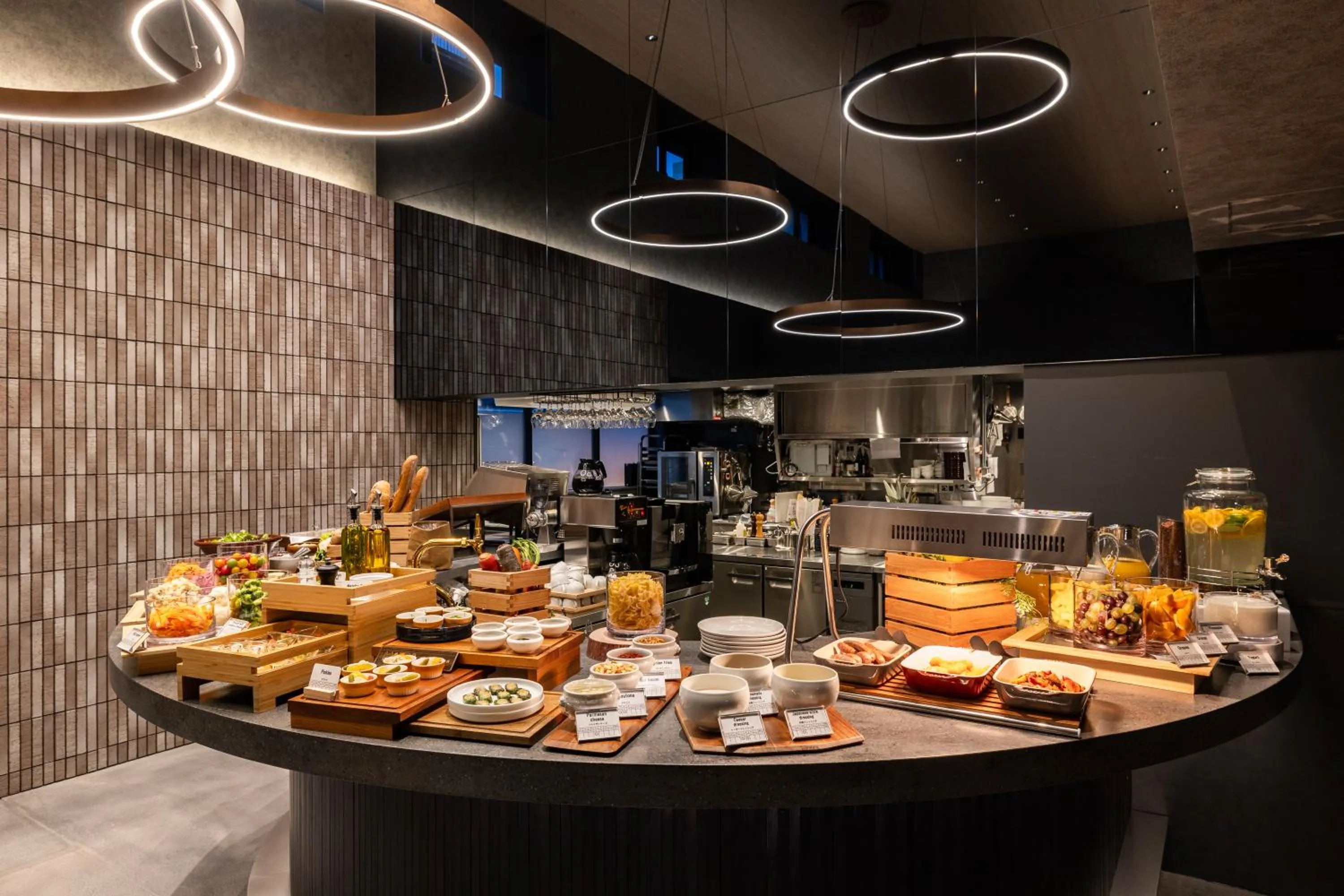 Restaurant/places to eat in yugen kyoto shijo