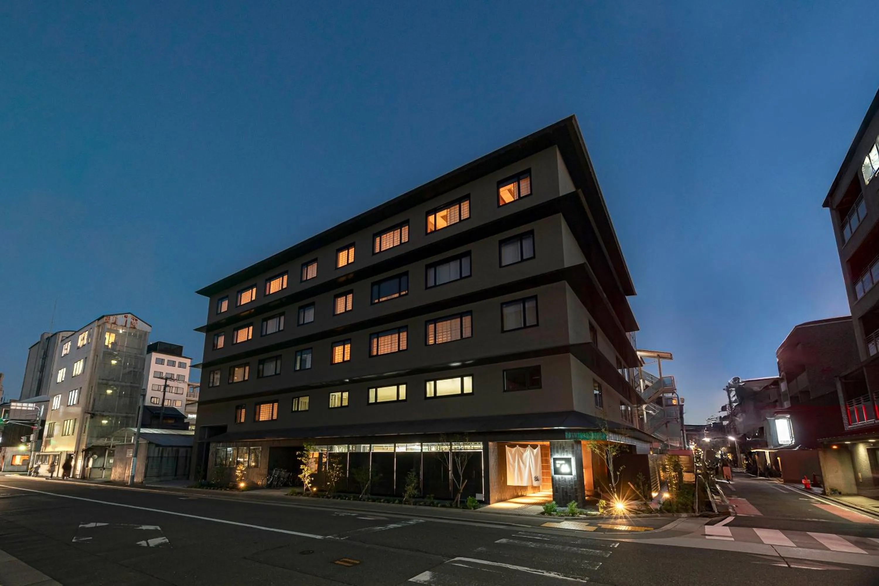 Property building in yugen kyoto shijo