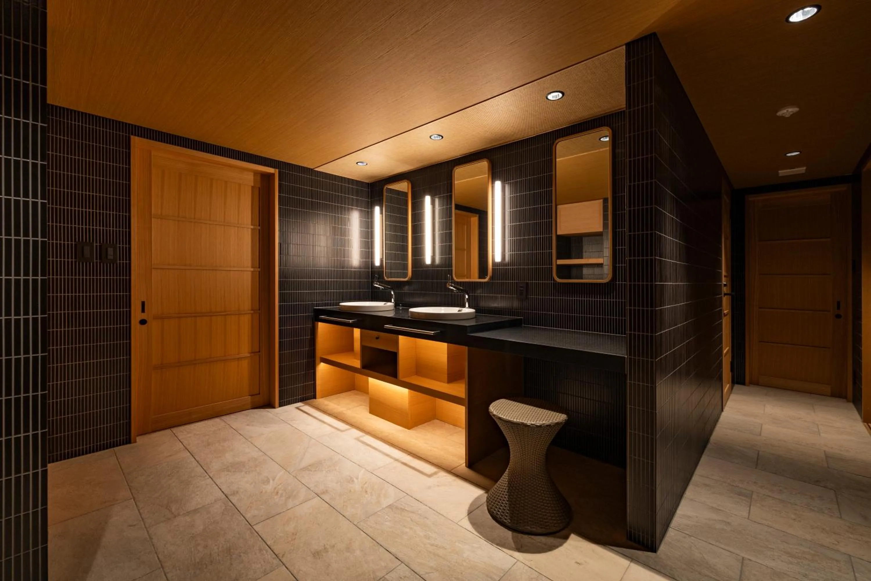 Photo of the whole room in yugen kyoto shijo