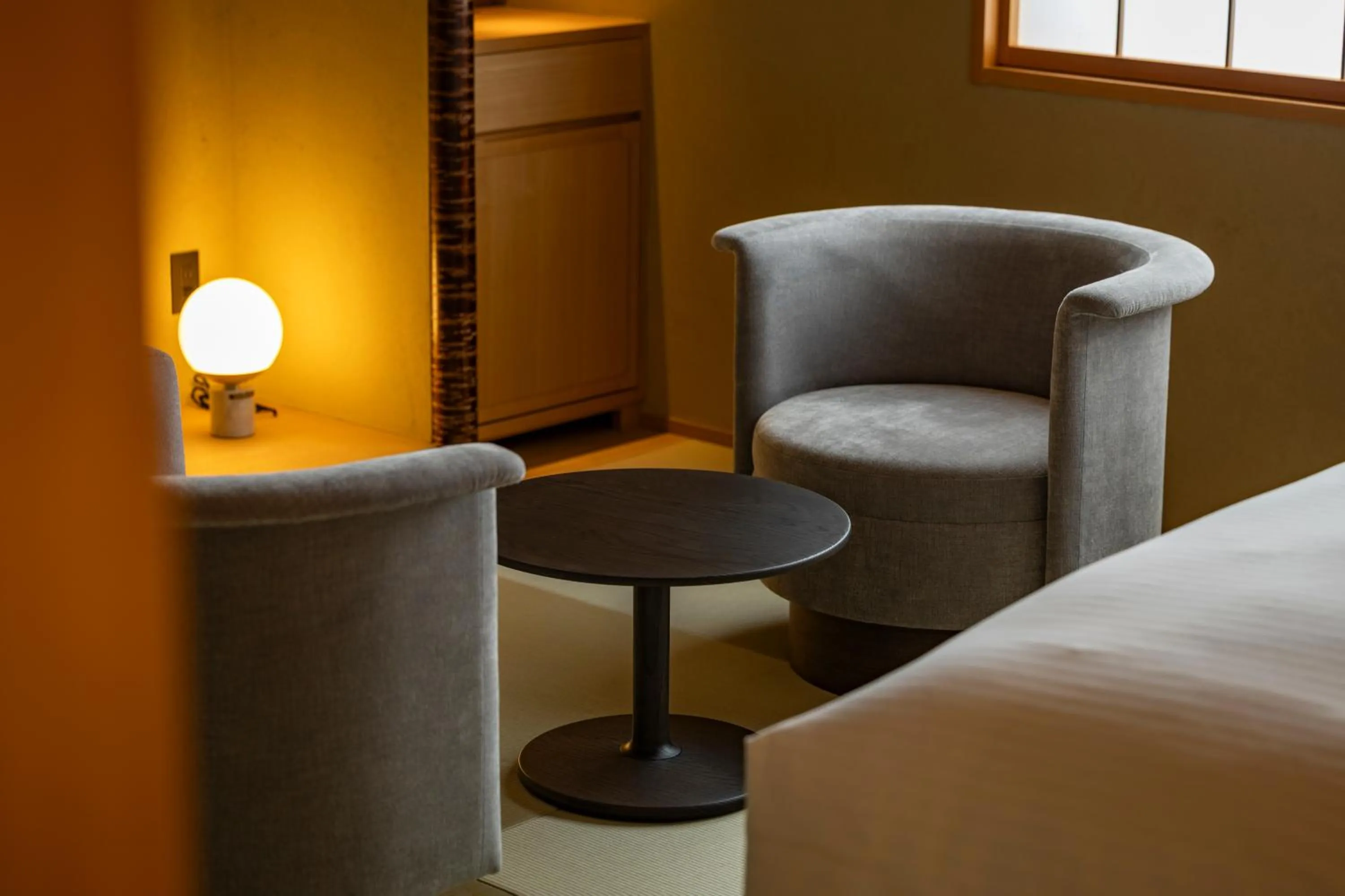 Photo of the whole room, Bed in yugen kyoto shijo