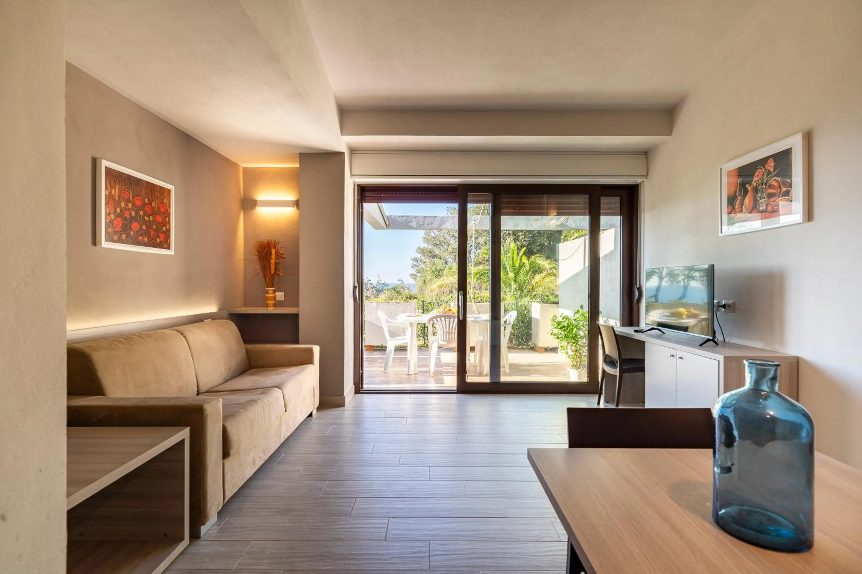 TV and multimedia in Residence Solemaremma