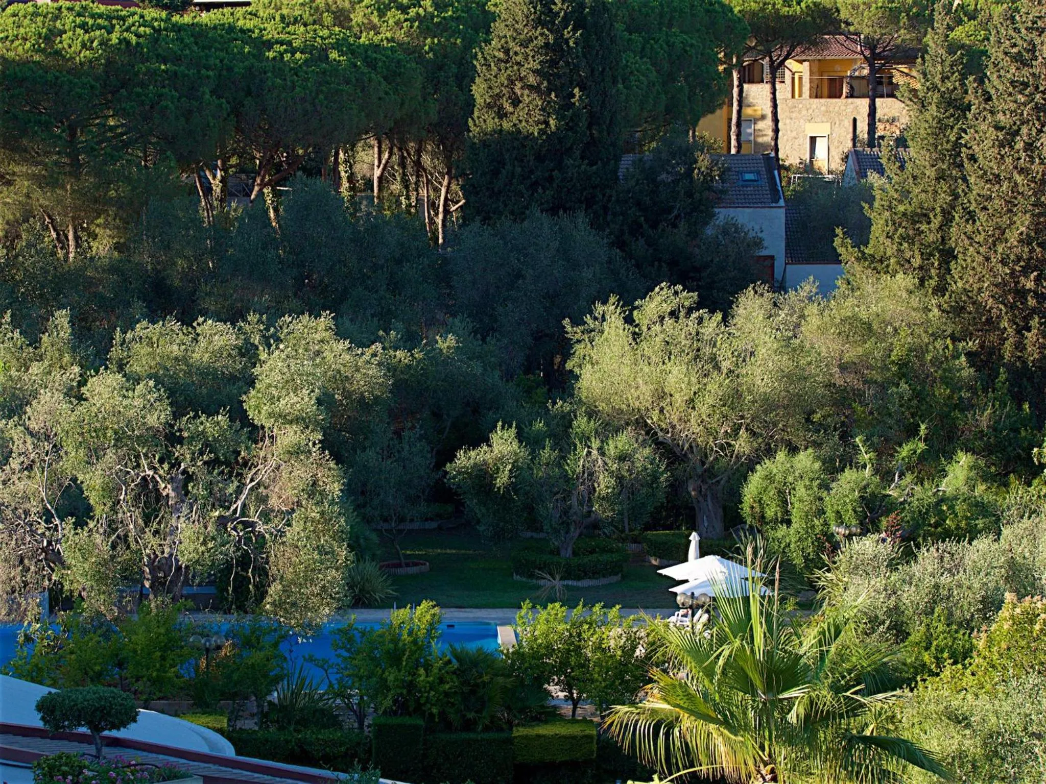 Garden view in Residence Solemaremma
