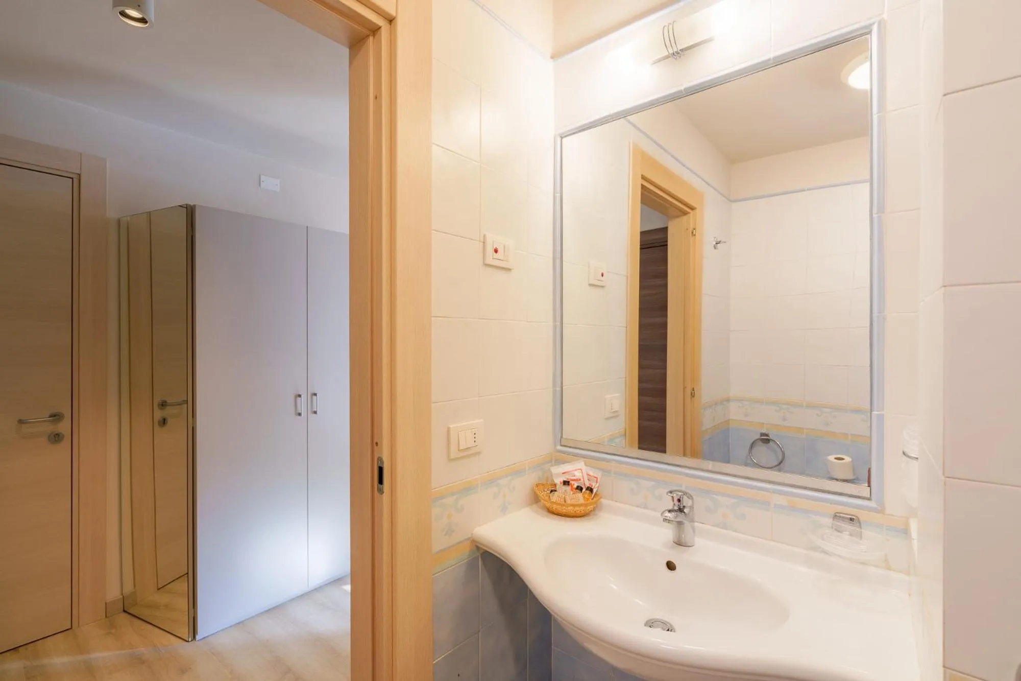 Bathroom in Residence Solemaremma