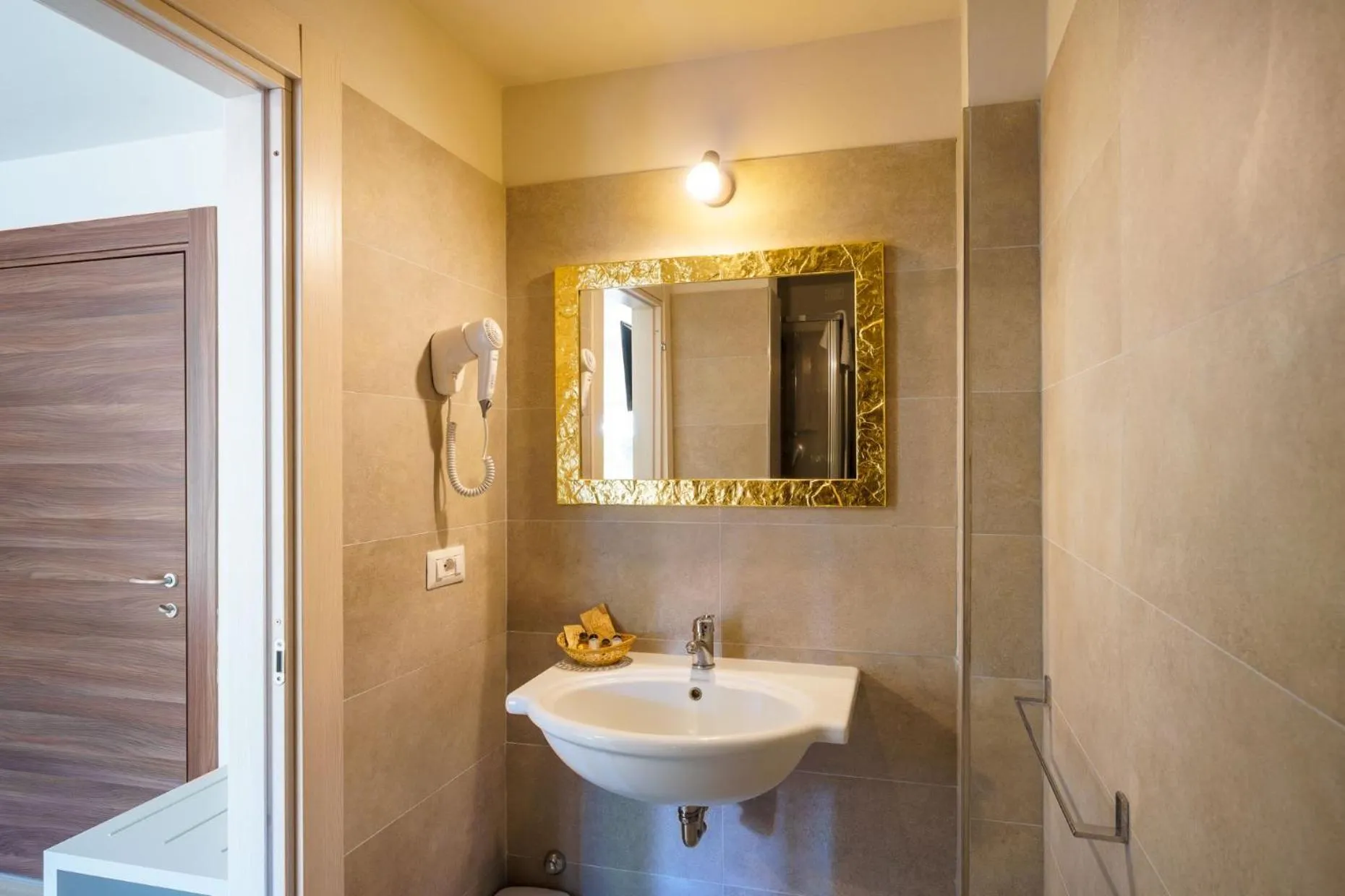 Bathroom in Residence Solemaremma