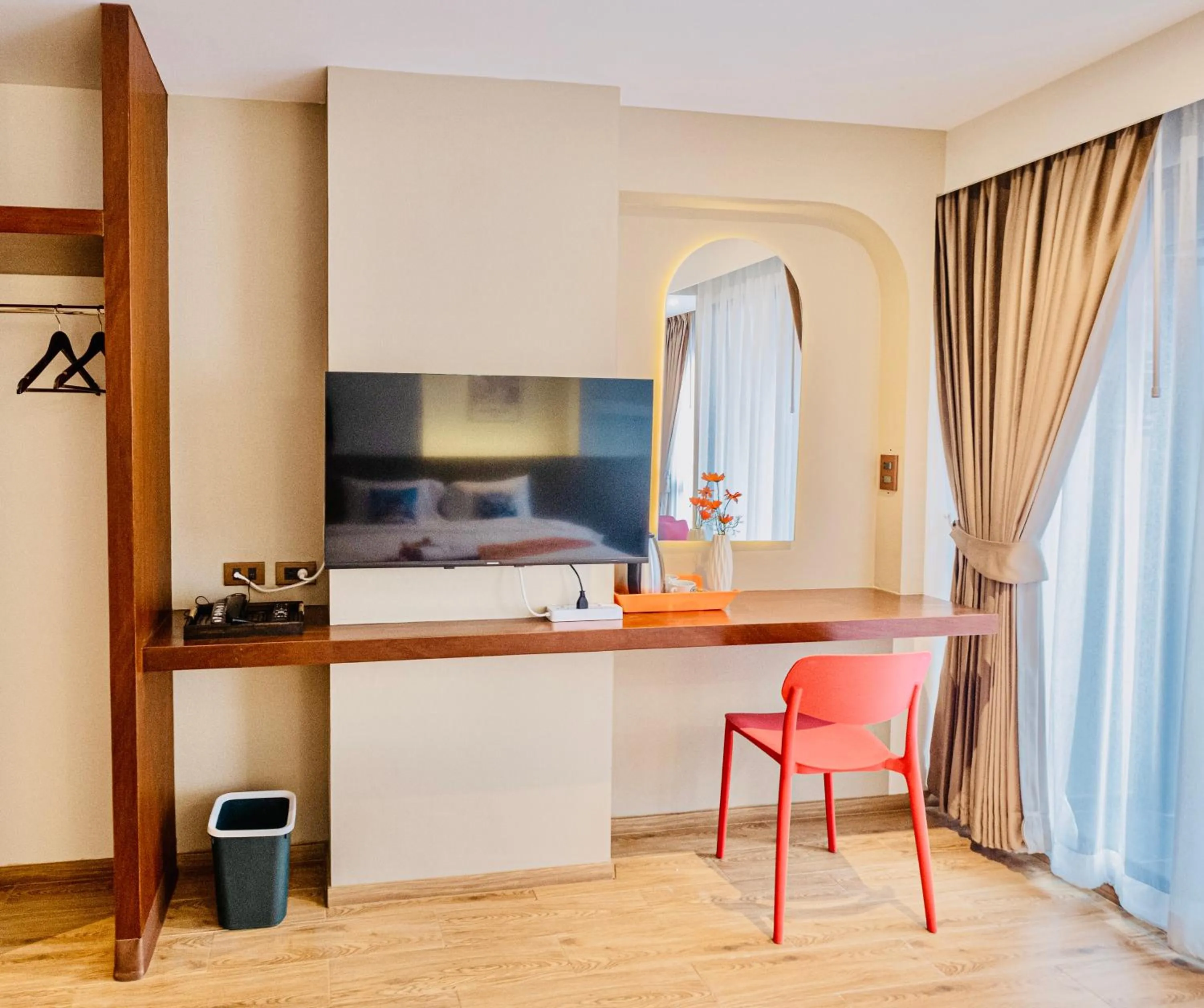 TV and multimedia in Metro Hotel Phahonyothin 35