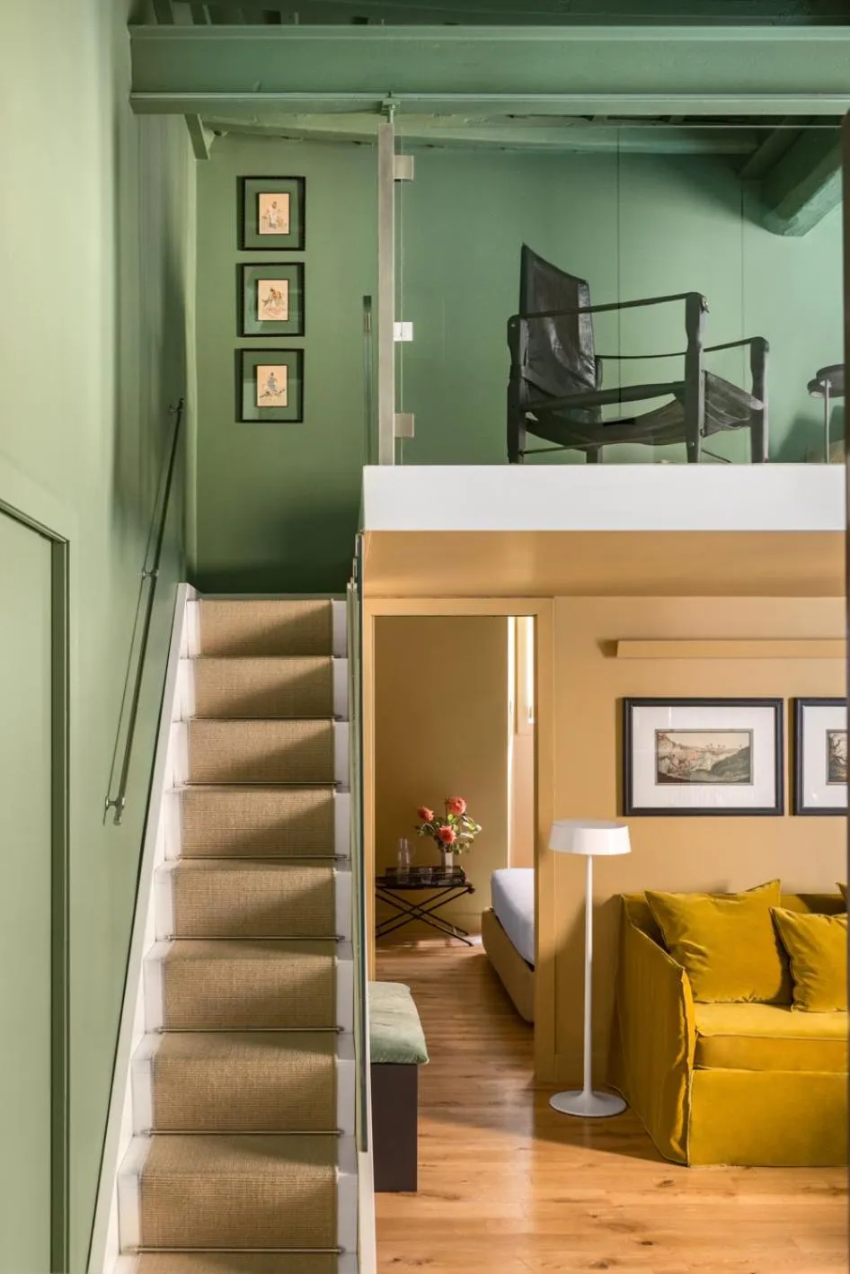 Other in Crossing Condotti