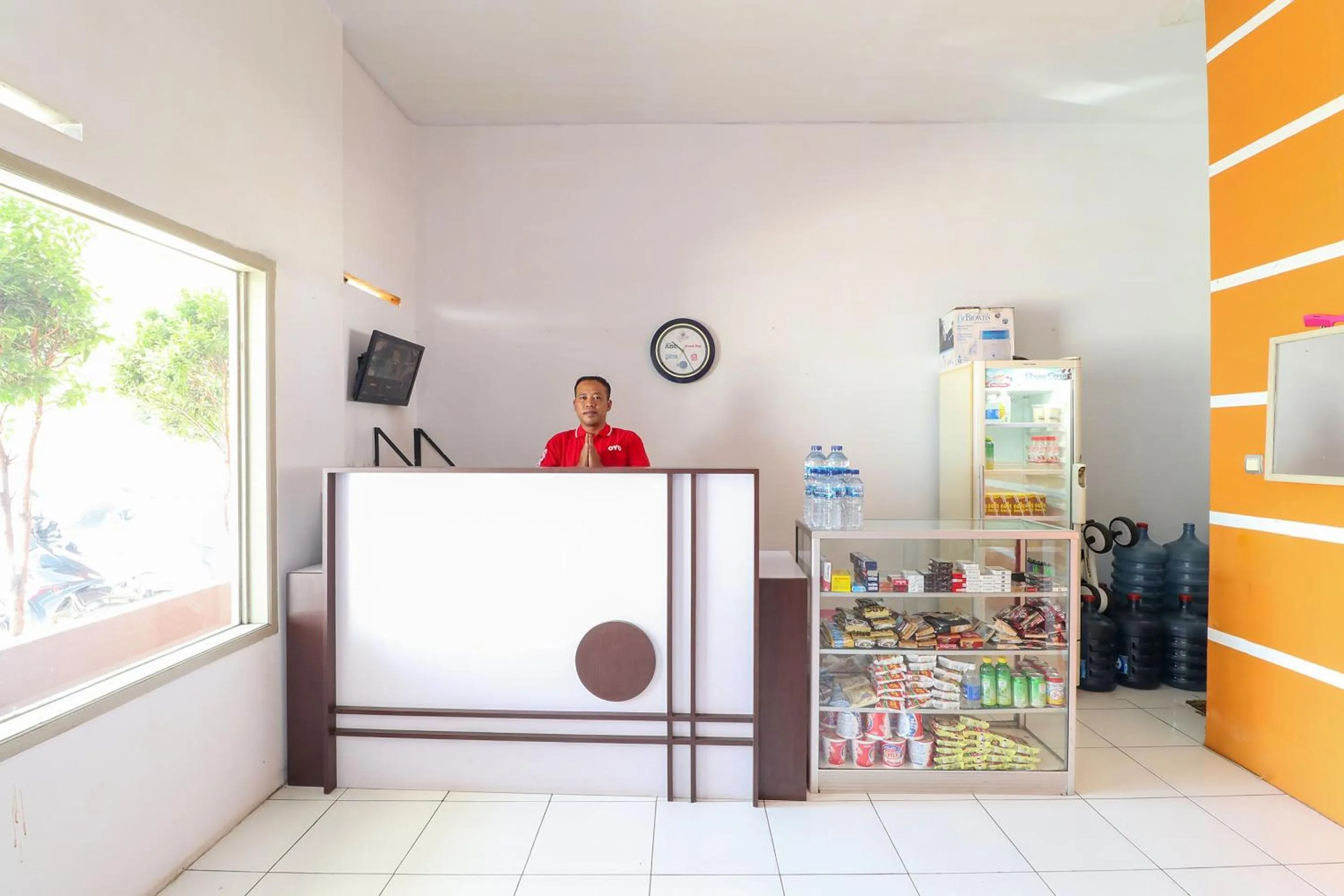 Lobby or reception in Hotel O Garut near Alun-Alun Tarogong formerly Wisma Etiga