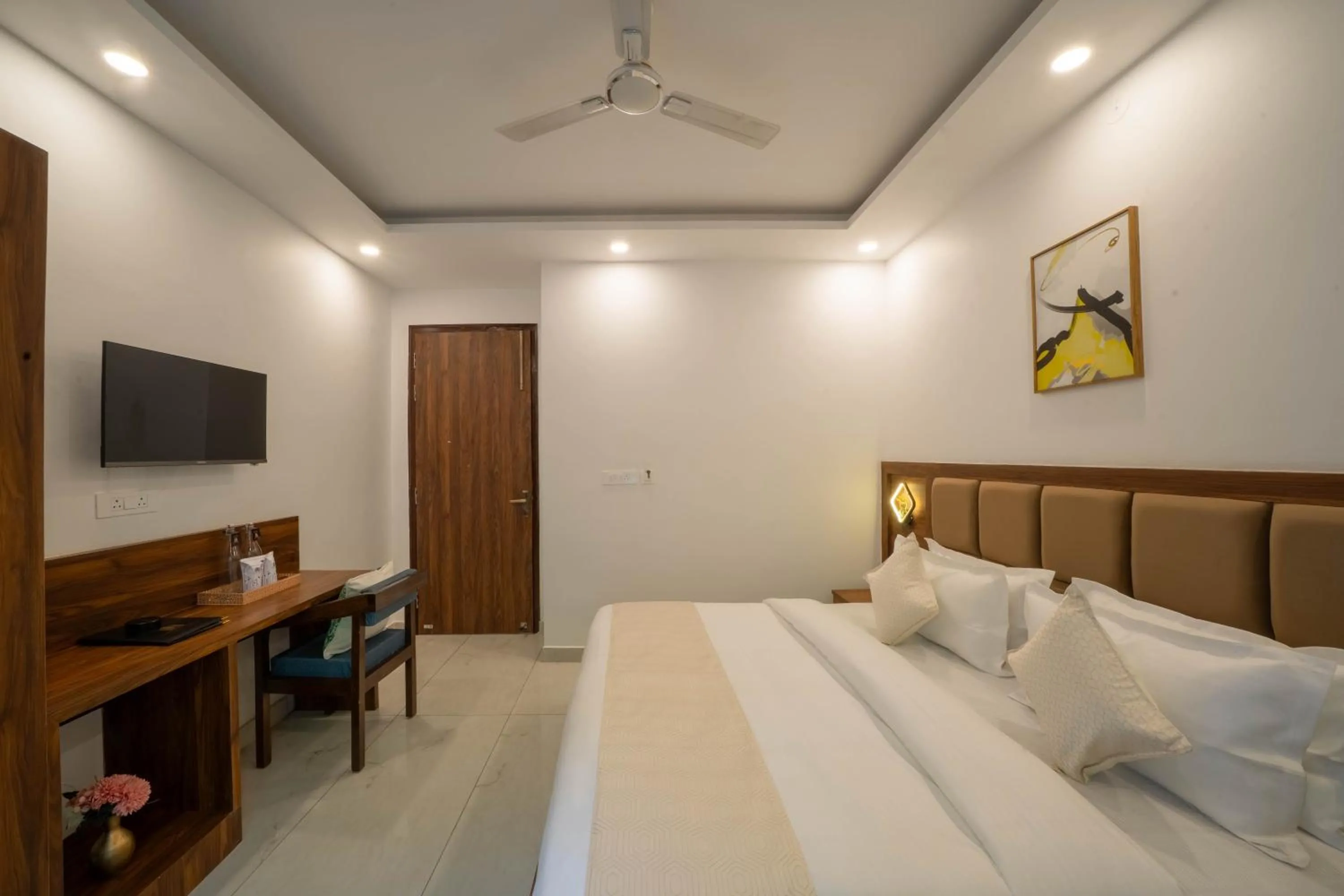 Bed in Premium Mystic Falls near Secret Waterfall