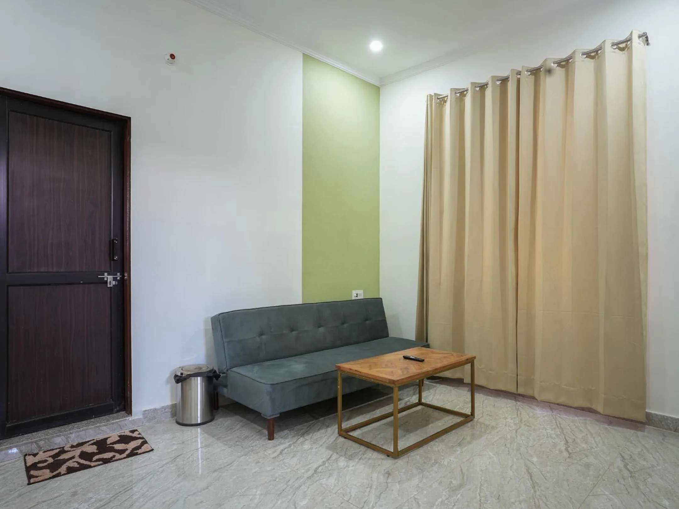 Seating area in Thamosa Stays