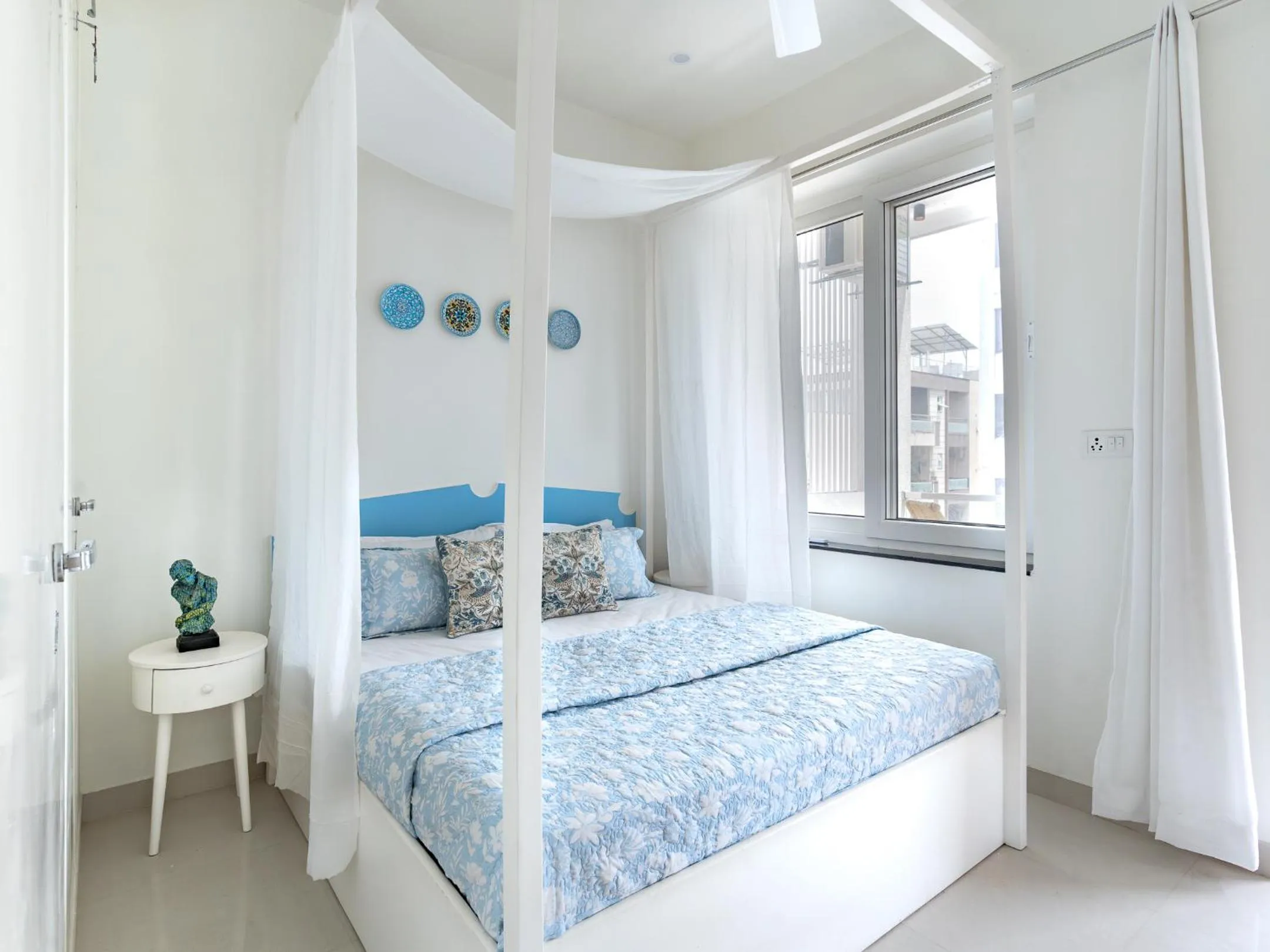 Bedroom, Bed in Thamosa Stays