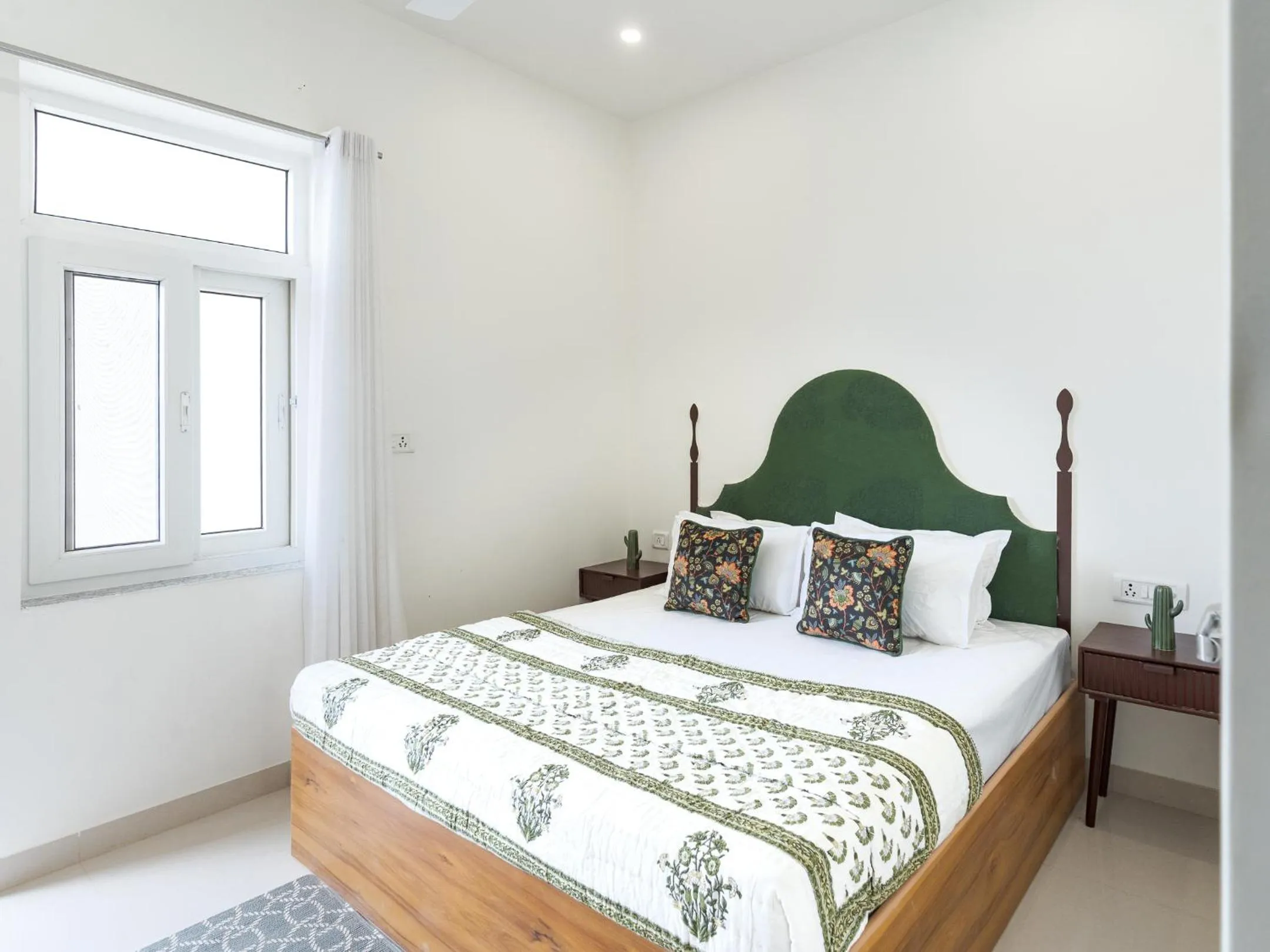 Bedroom, Bed in Thamosa Stays