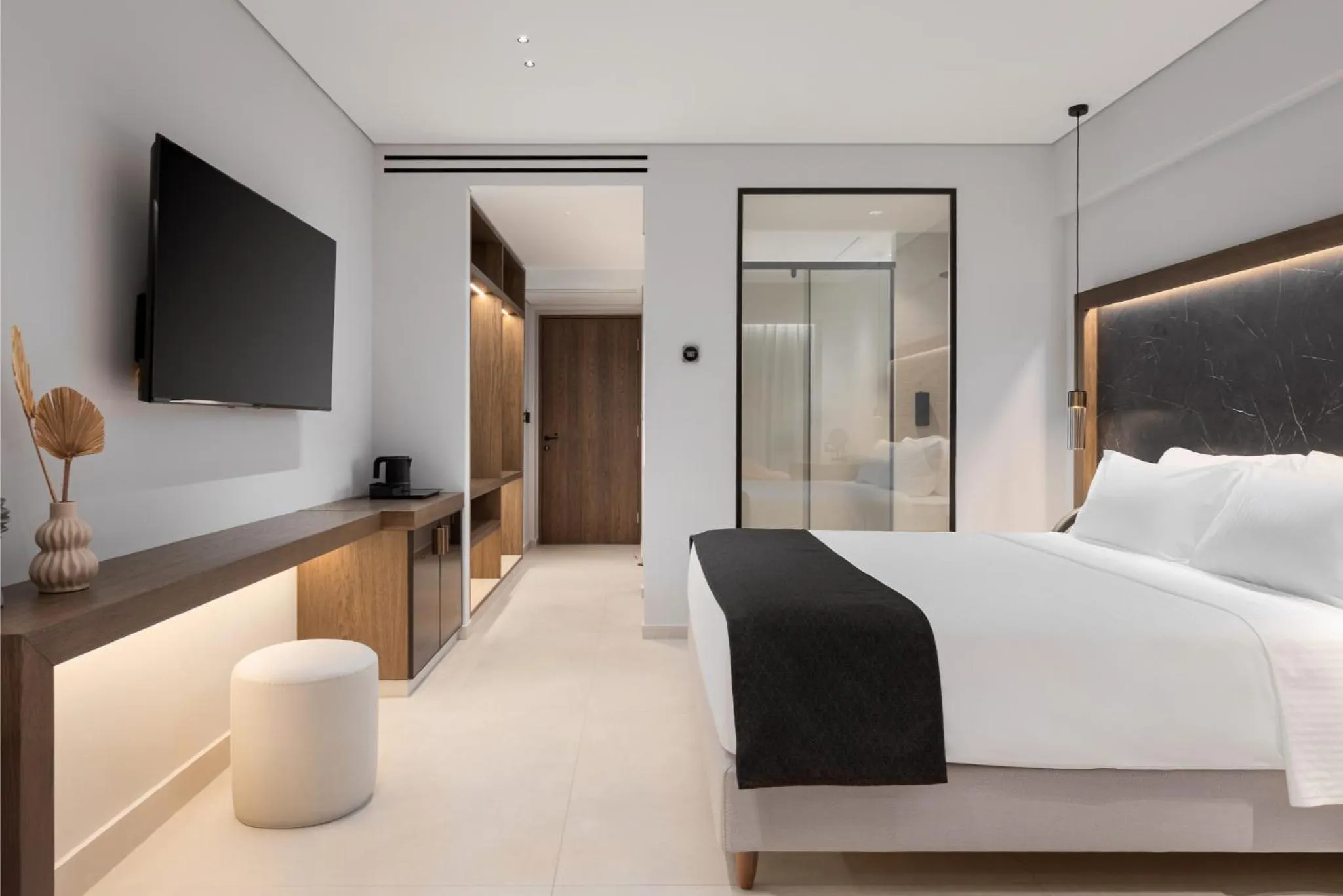 Bed in Avant Blue Boutique Hotel