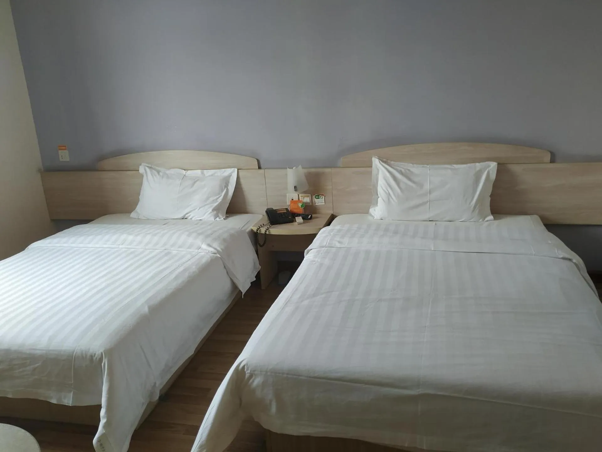 7 Days Inn Zhongshan University of Electronic Science and Technology the Mixc