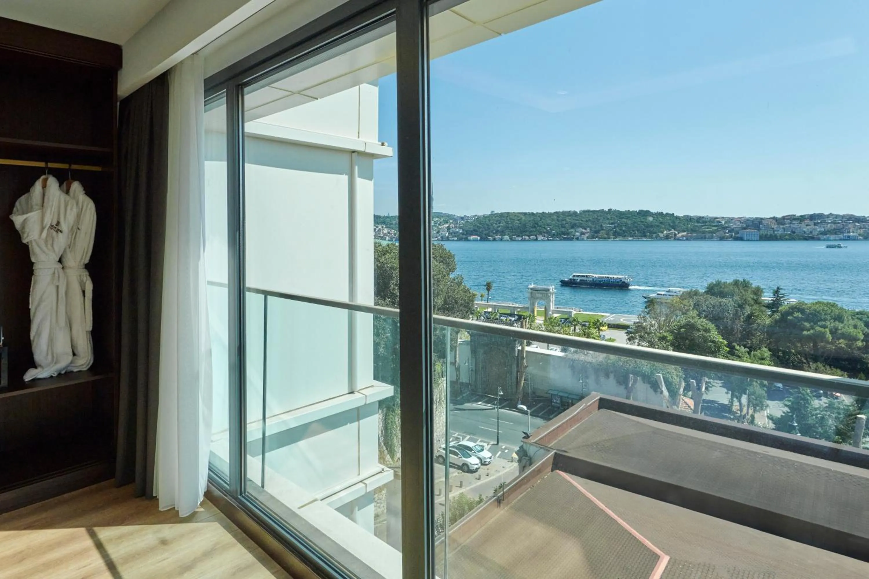 Day in Çırağan Hotel Bosphorus