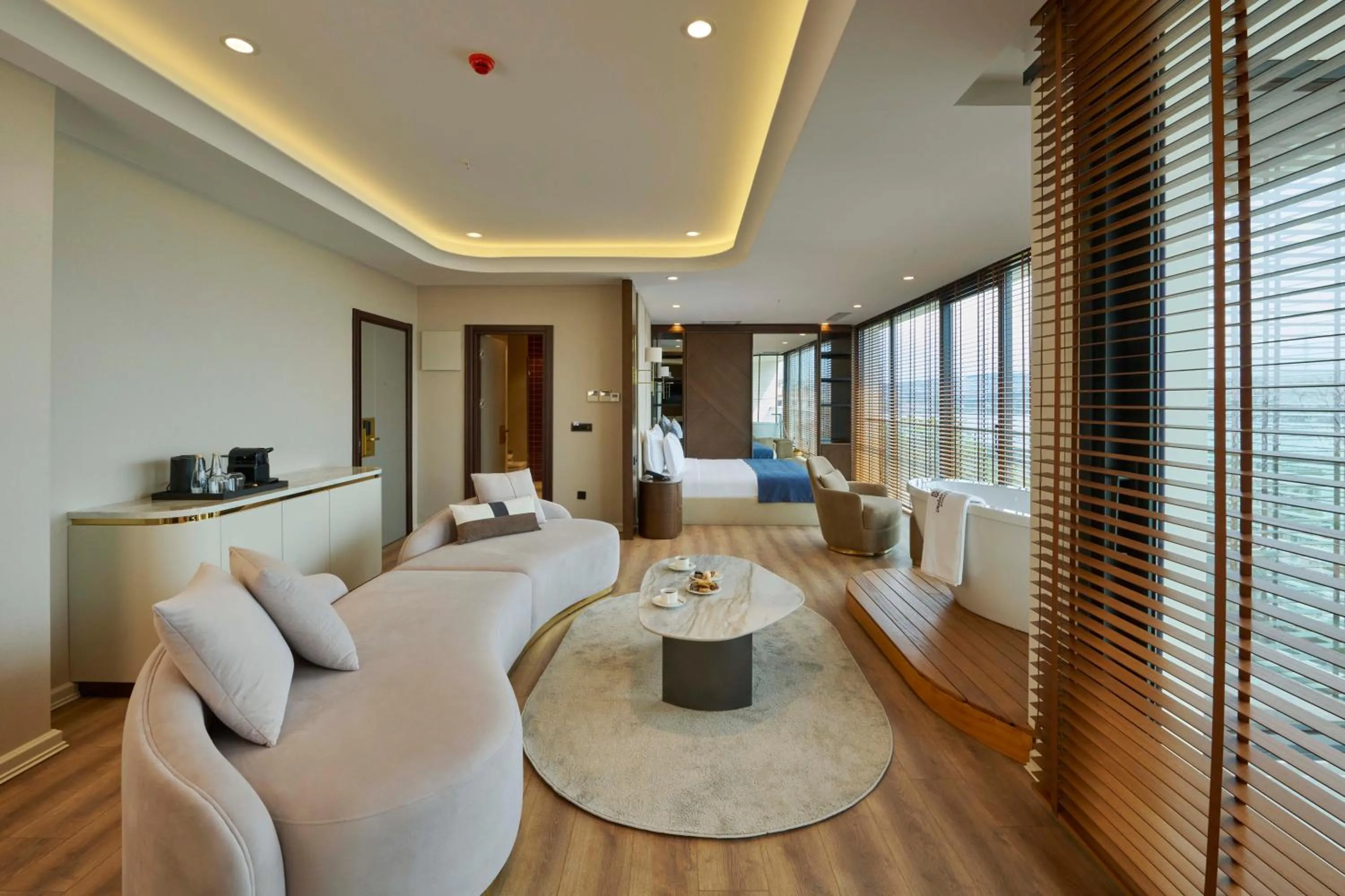 Living room in Çırağan Hotel Bosphorus