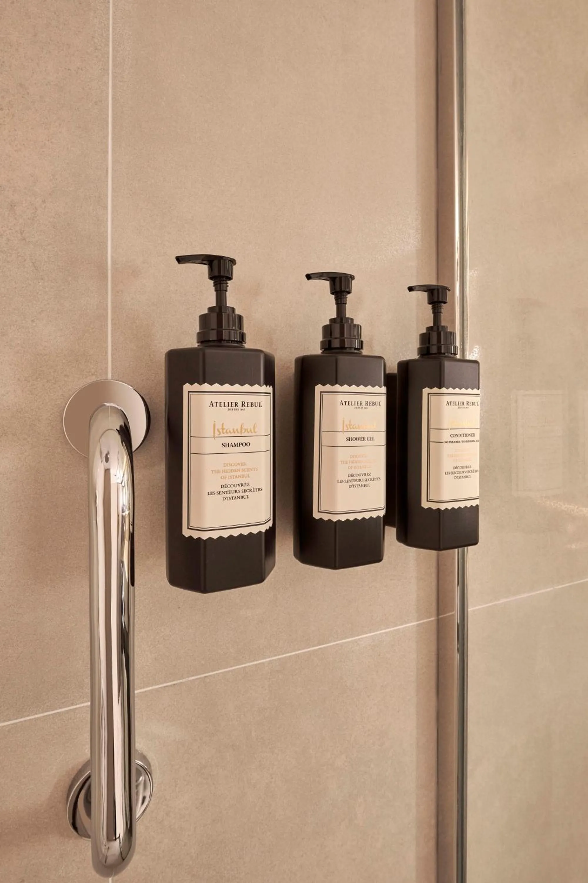 Bathroom in Çırağan Hotel Bosphorus