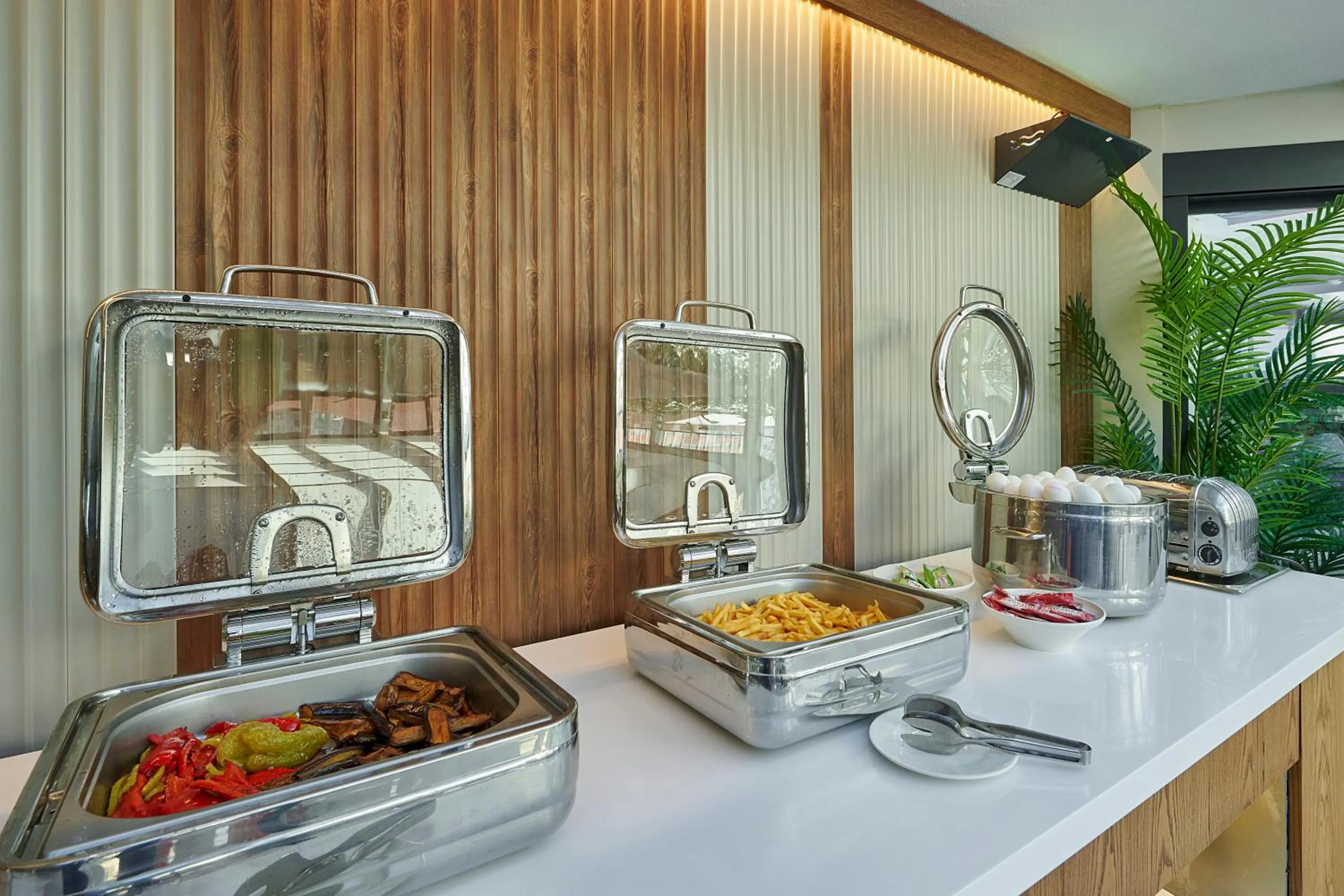 Food and drinks in Çırağan Hotel Bosphorus