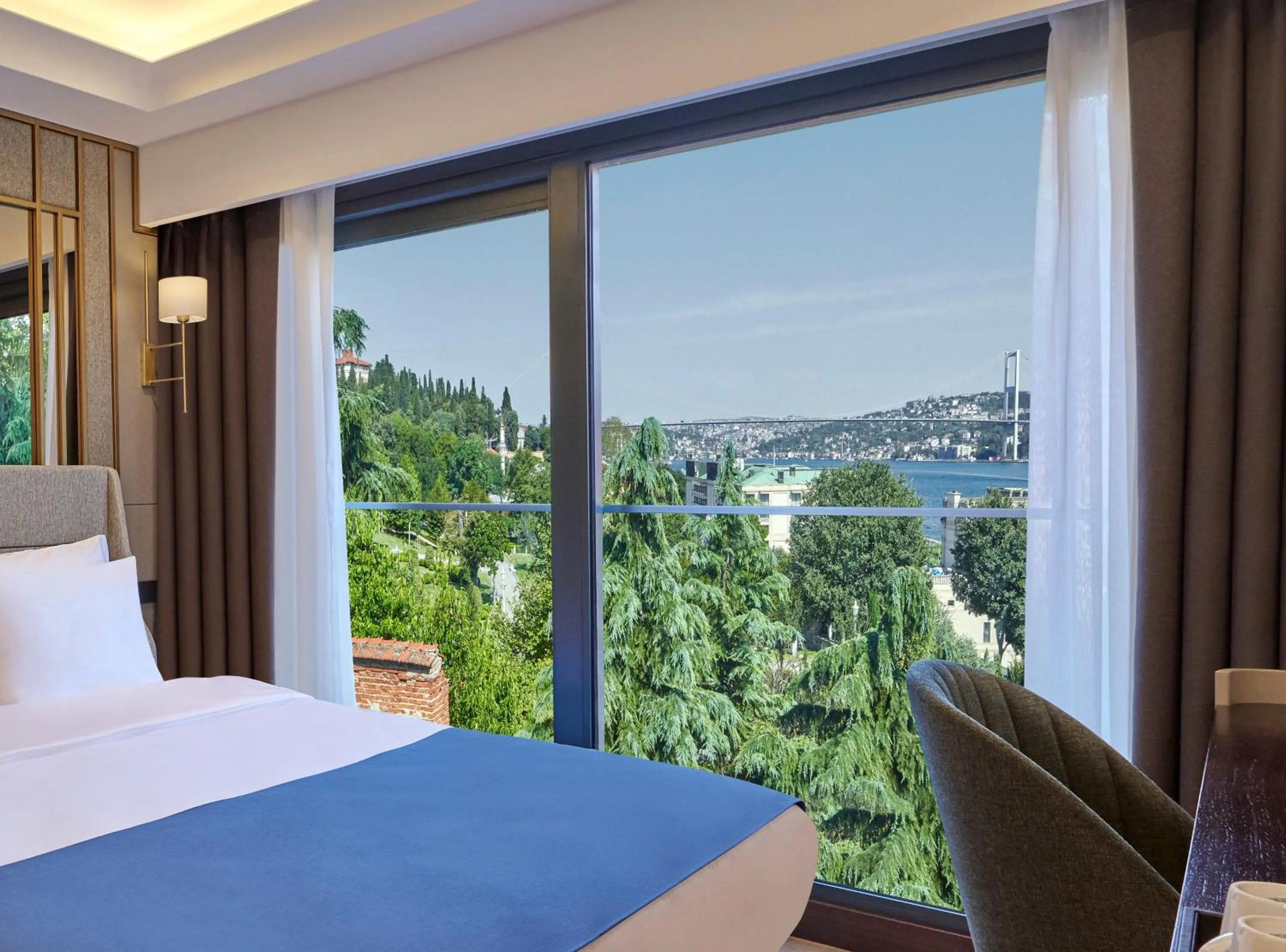 View (from property/room), Bed in Çırağan Hotel Bosphorus