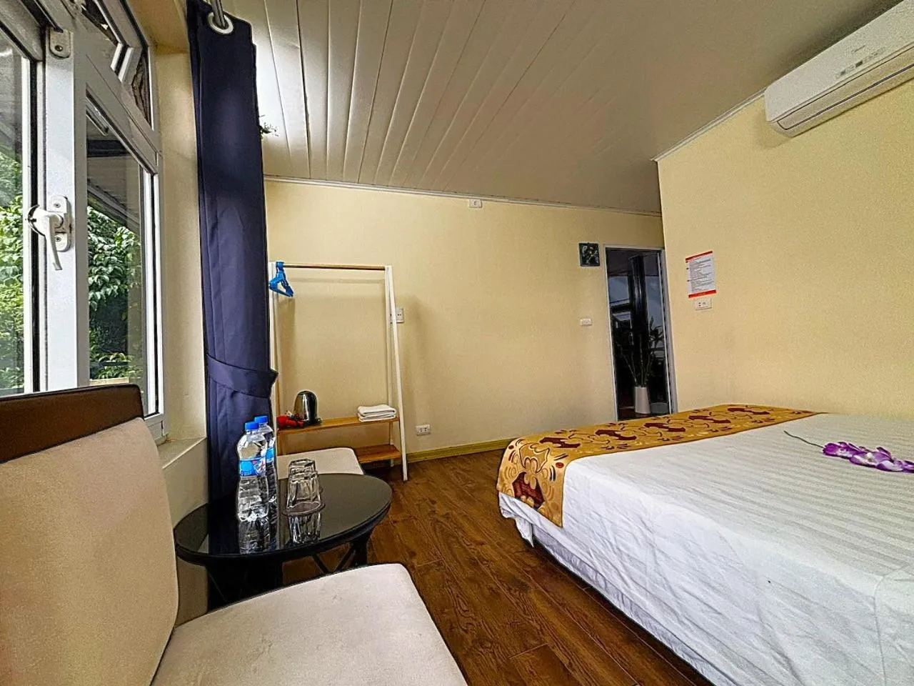 Bedroom, Bed in Chân Mây Tam Đảo