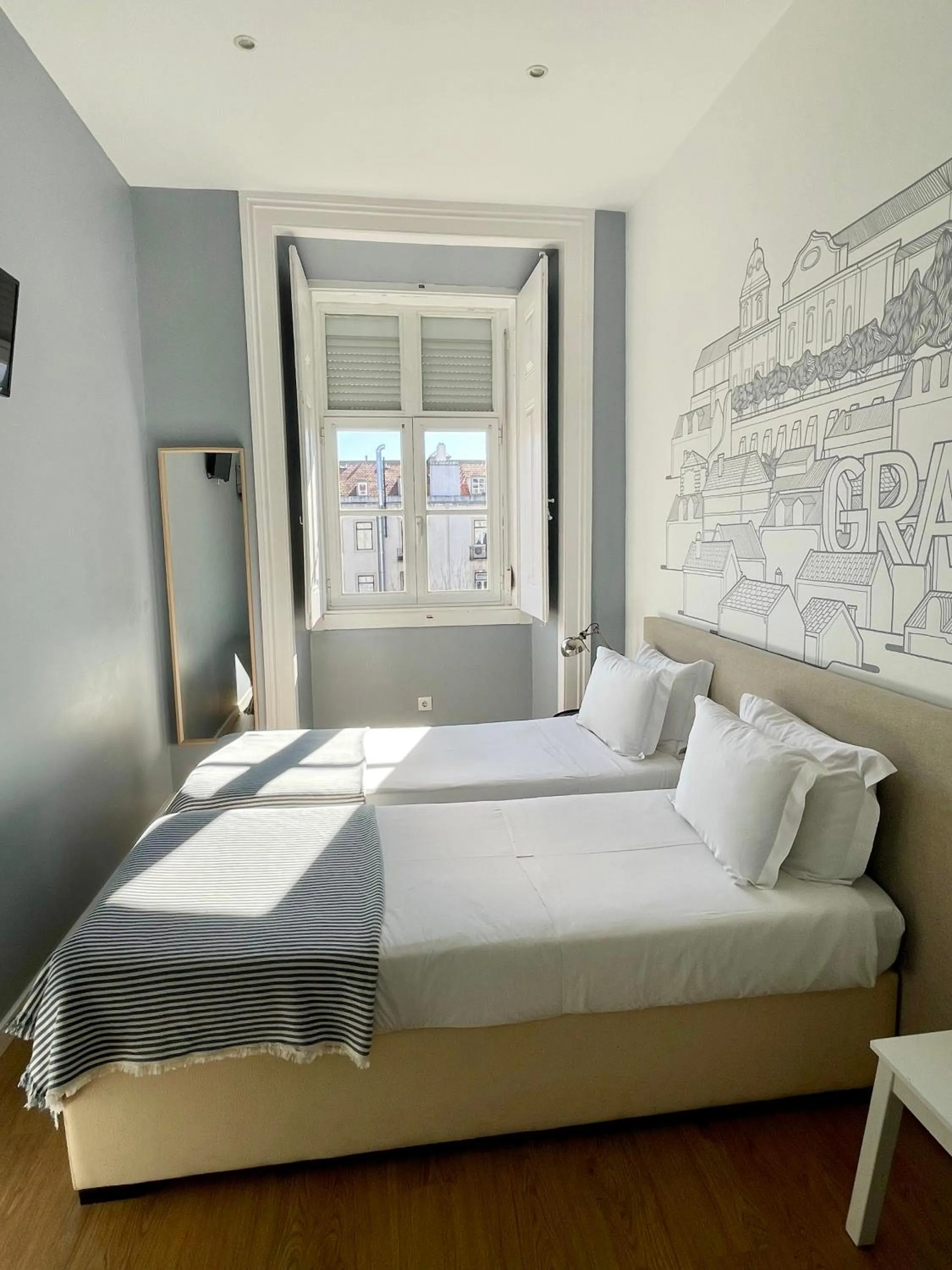 Bedroom, Bed in Lisbon Check-In Guesthouse