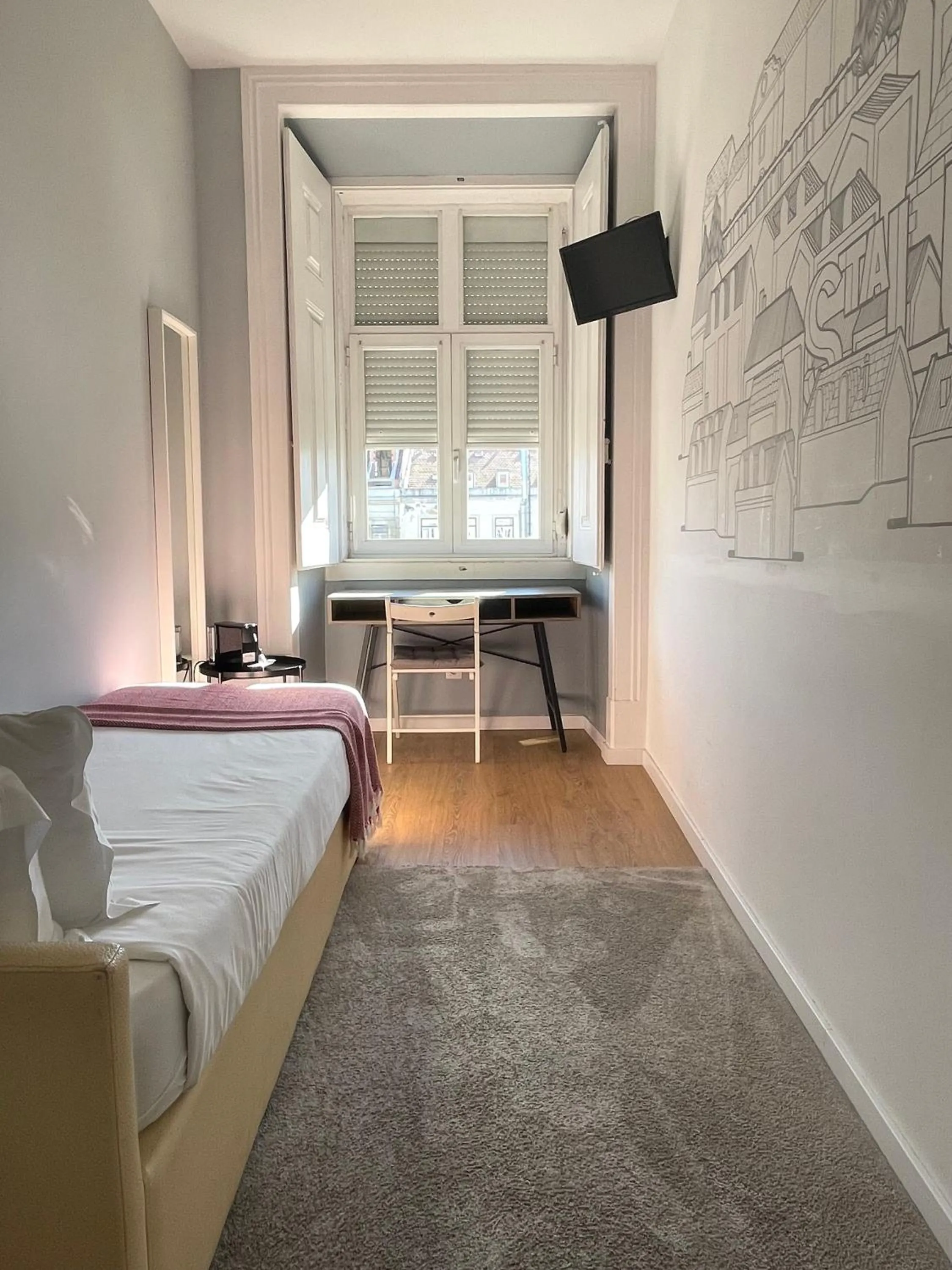 Bedroom, Bed in Lisbon Check-In Guesthouse