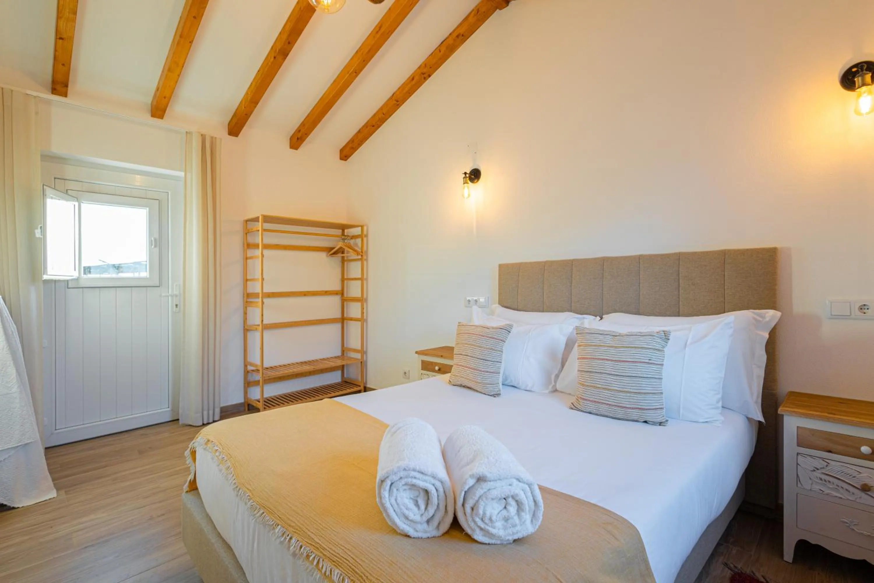 Bed in Monte do Cerro