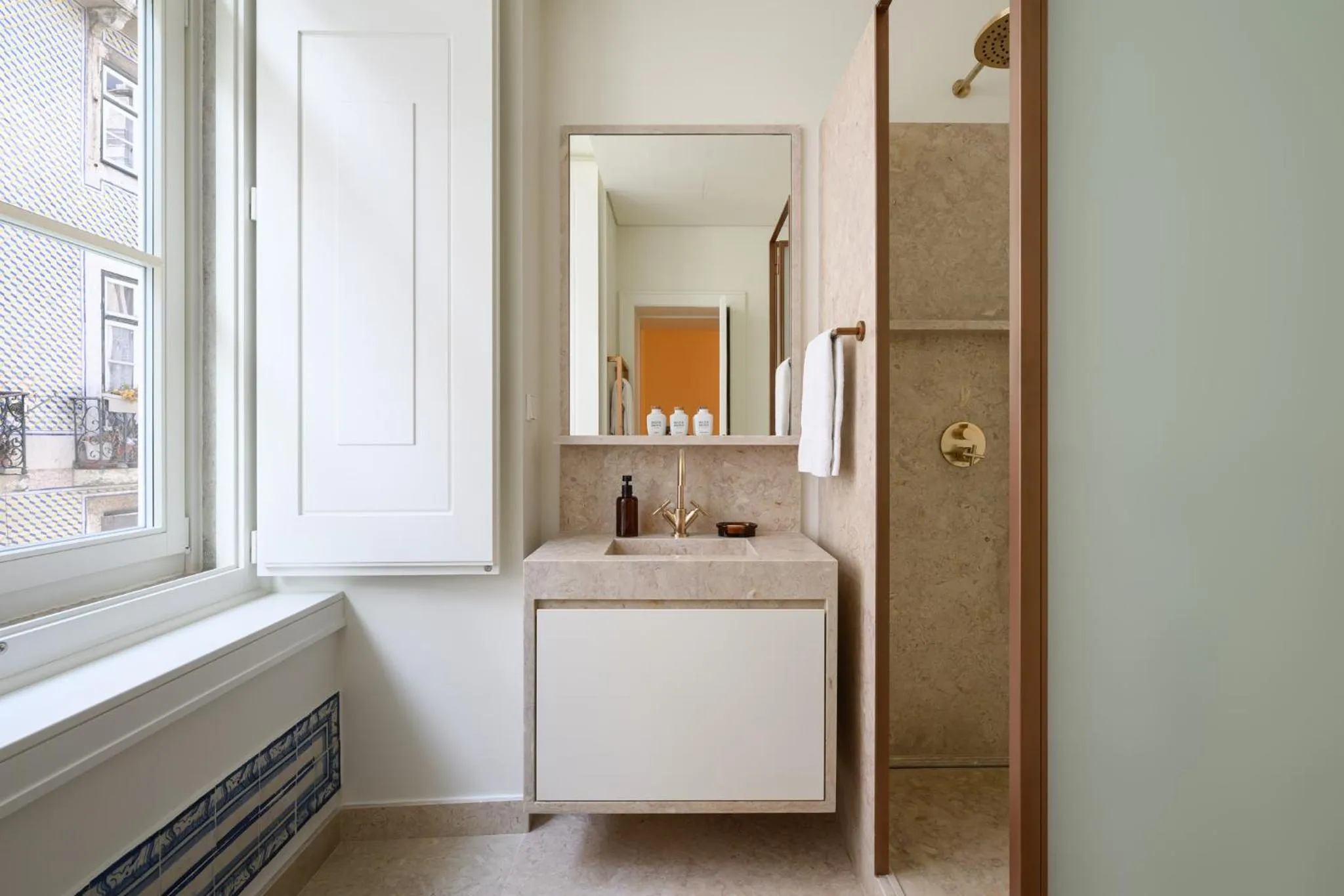Bathroom in Casagrand Luxury Apartments Lisboa