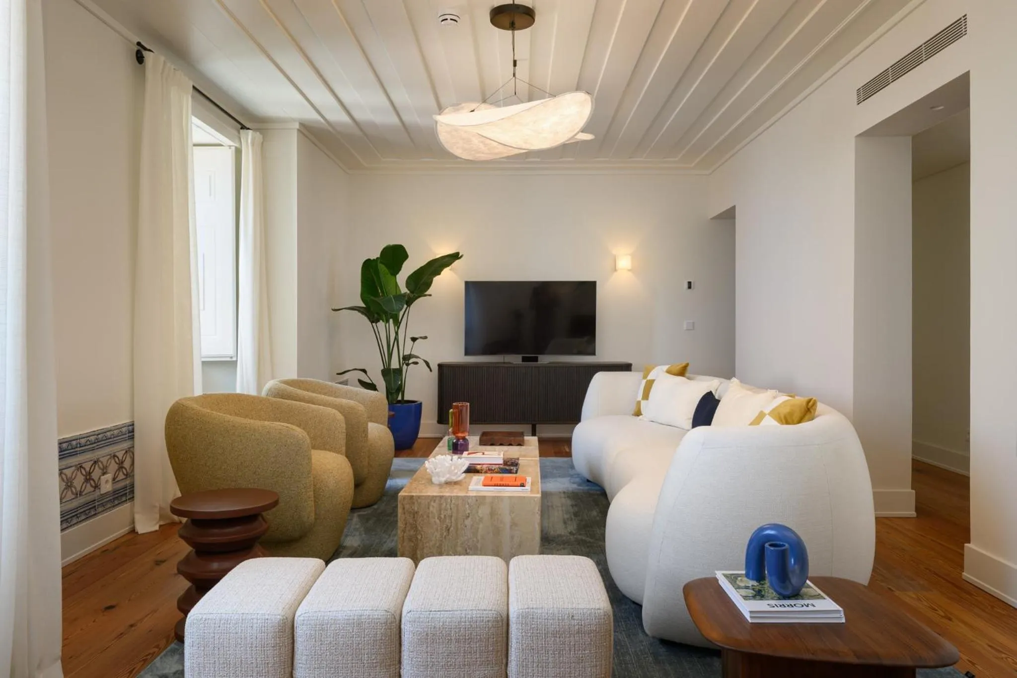 Living room in Casagrand Luxury Apartments Lisboa