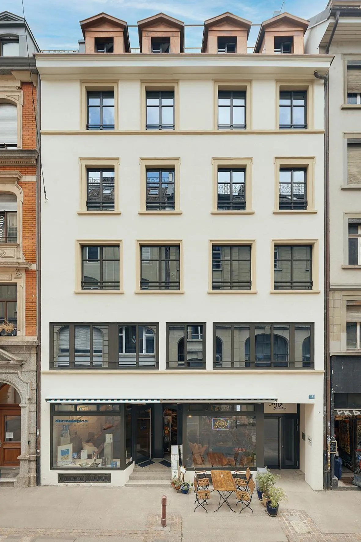 Property building in Stay Sunday