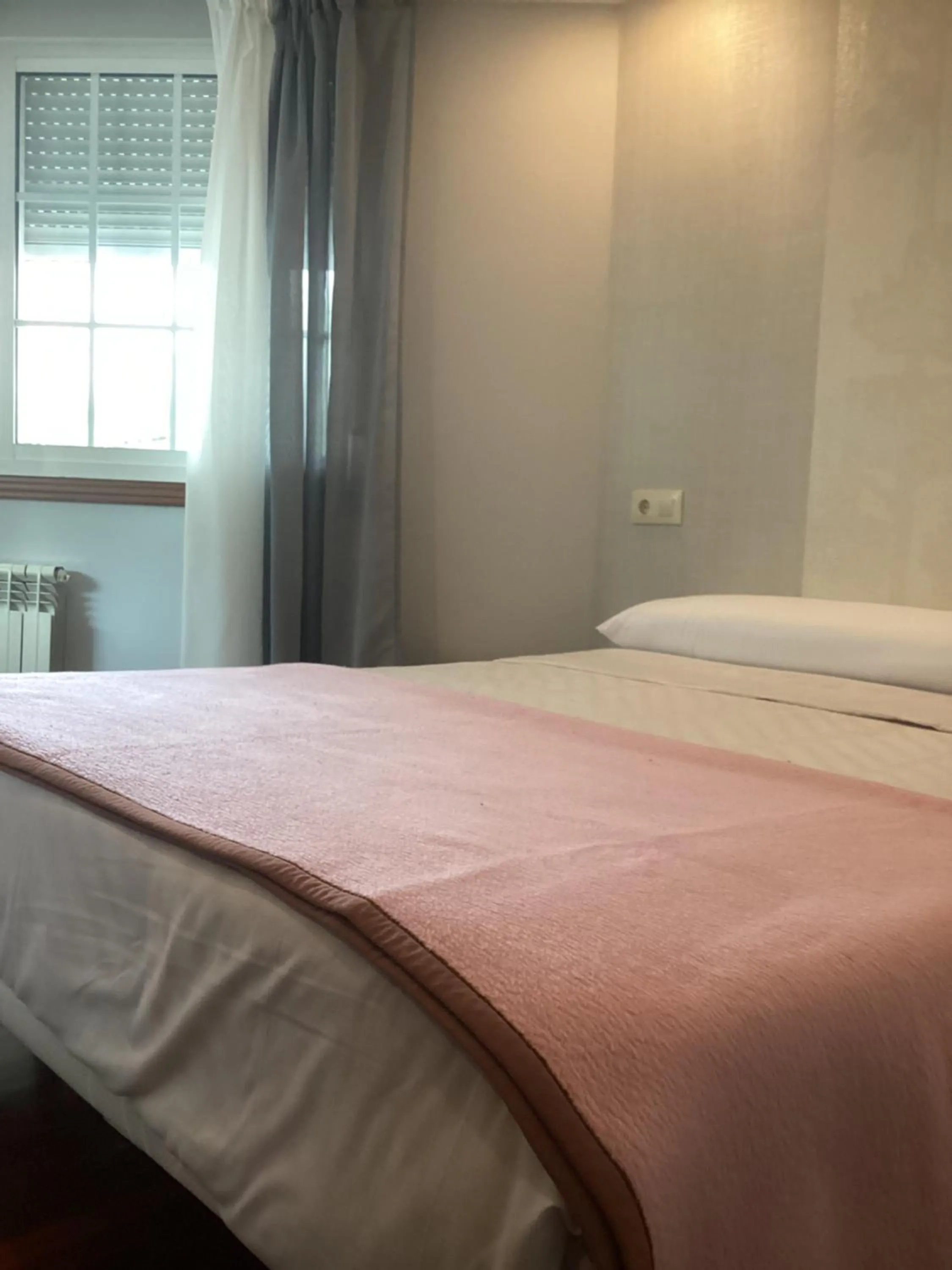 Bed in Saudade Hostal Cafetería