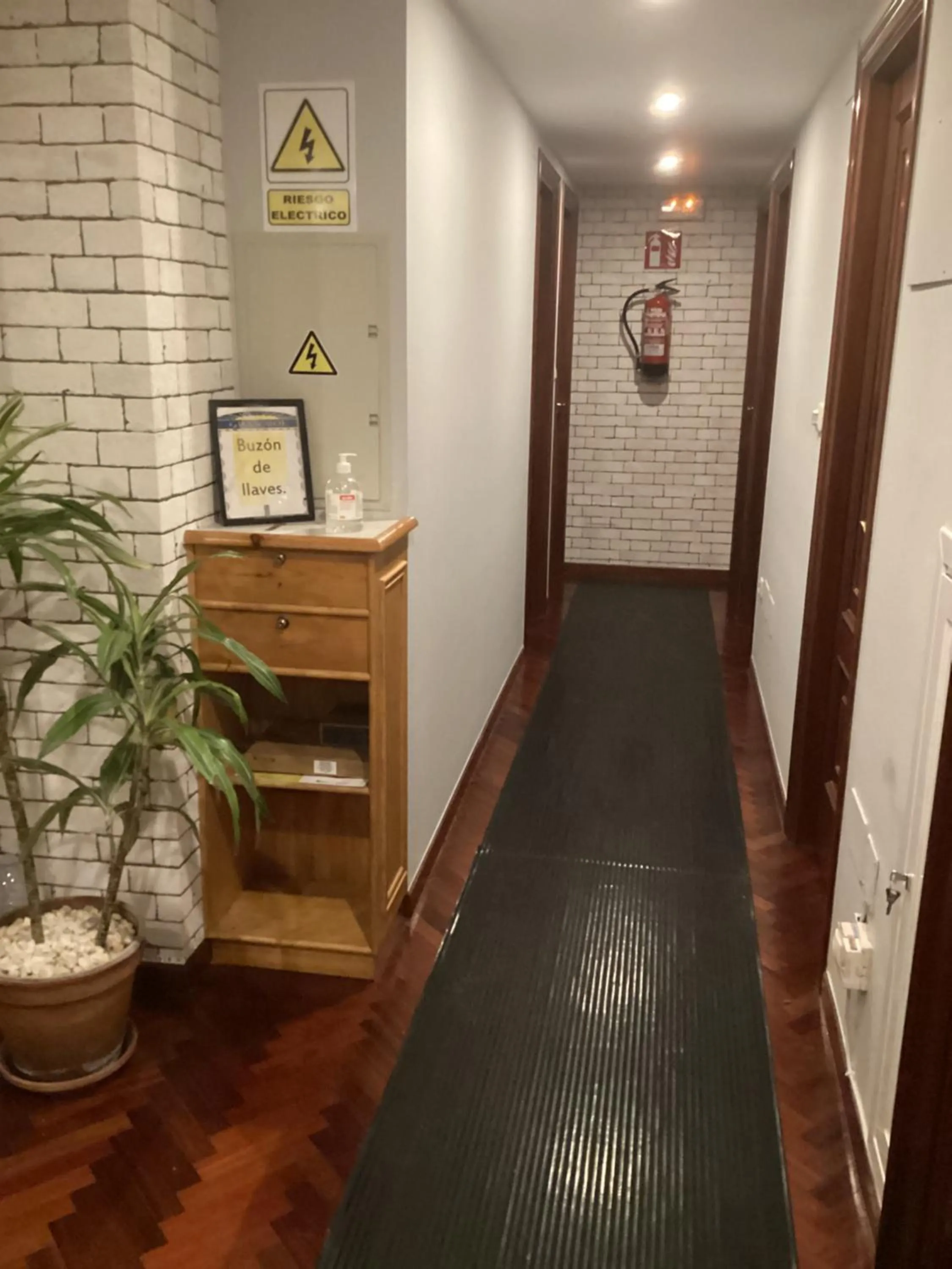 Saudade Hostal Cafetería