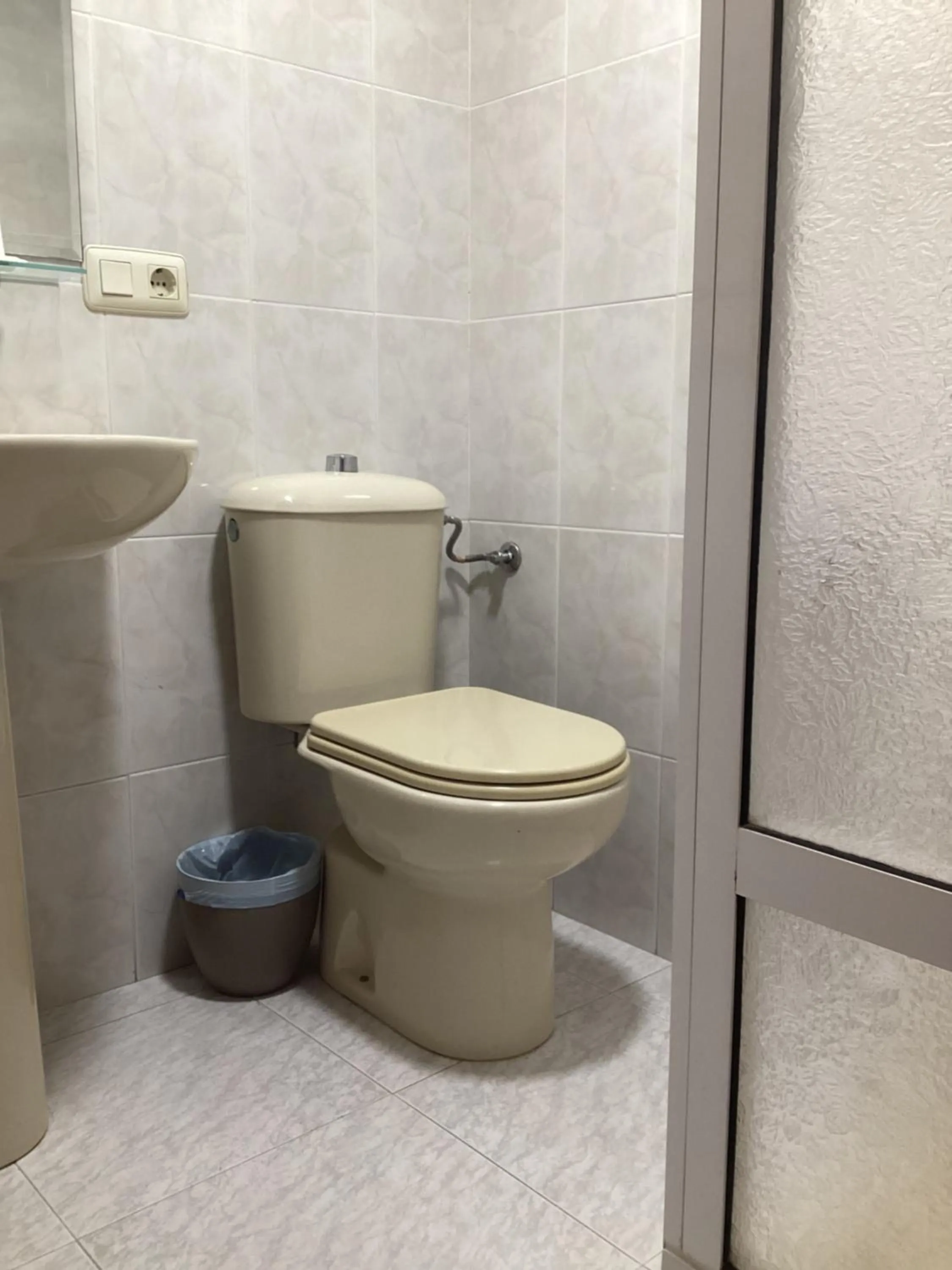 Saudade Hostal Cafetería