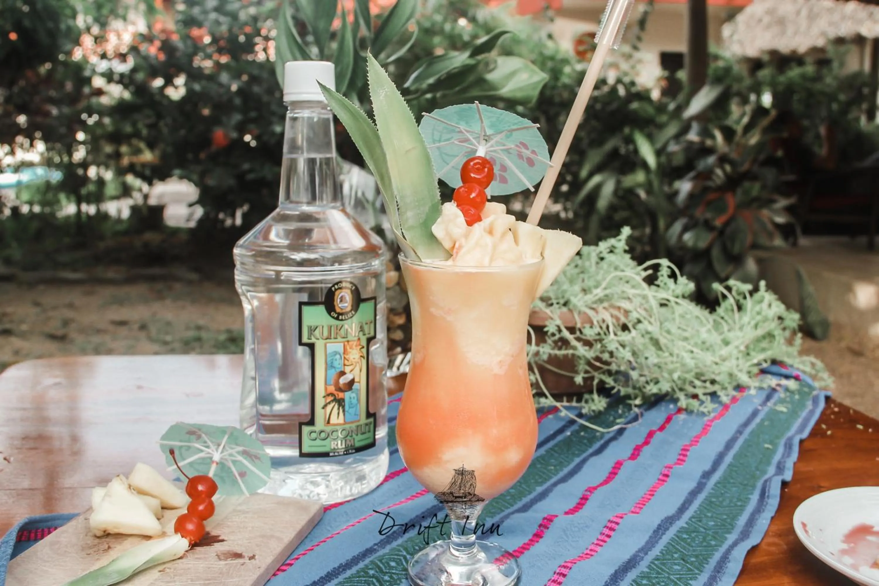 Restaurant/places to eat in Drift Inn Cayo