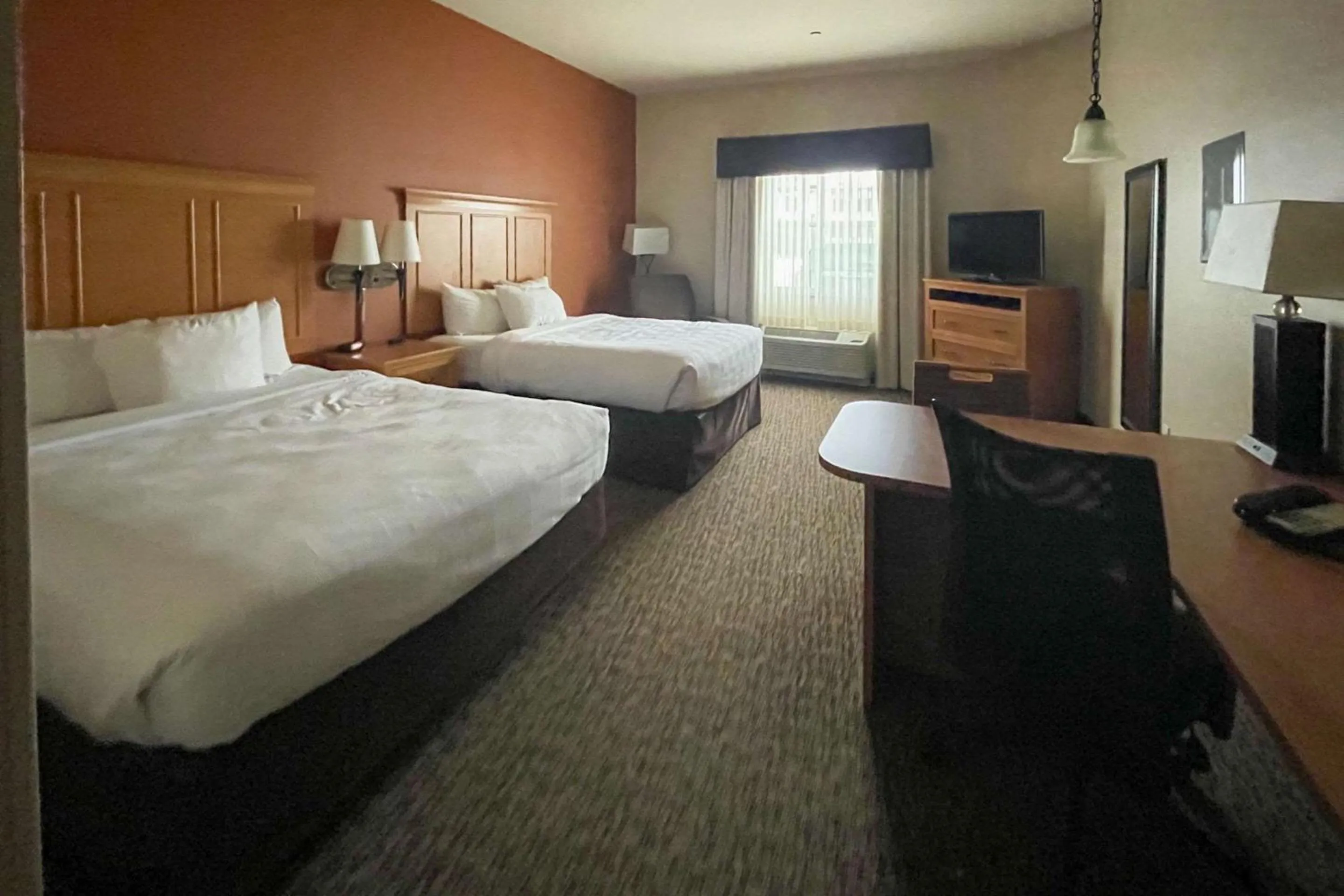 Bedroom, Bed in MainStay Suites Sidney - Medical Center