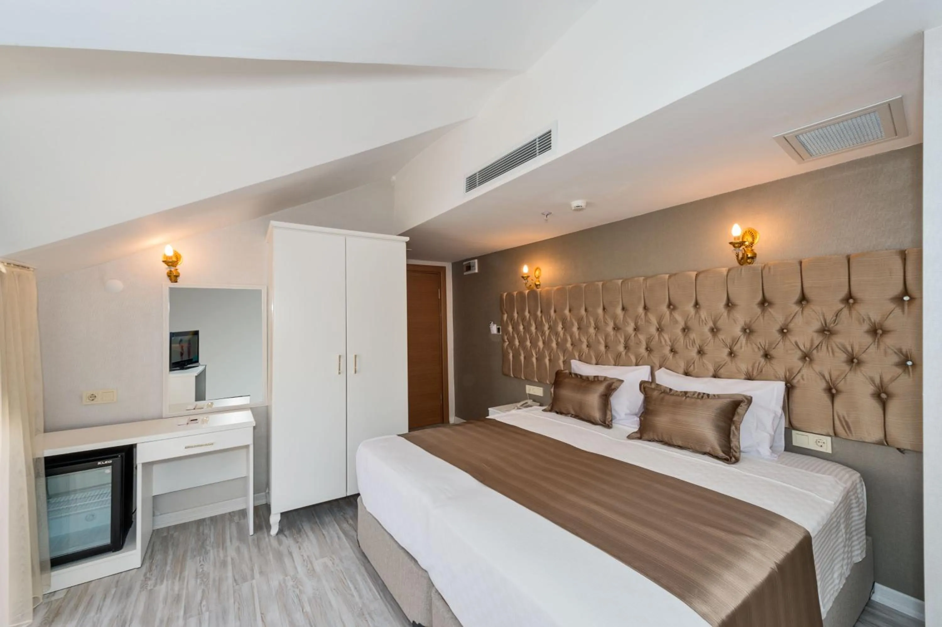 Photo of the whole room in Grand Pamir Hotel