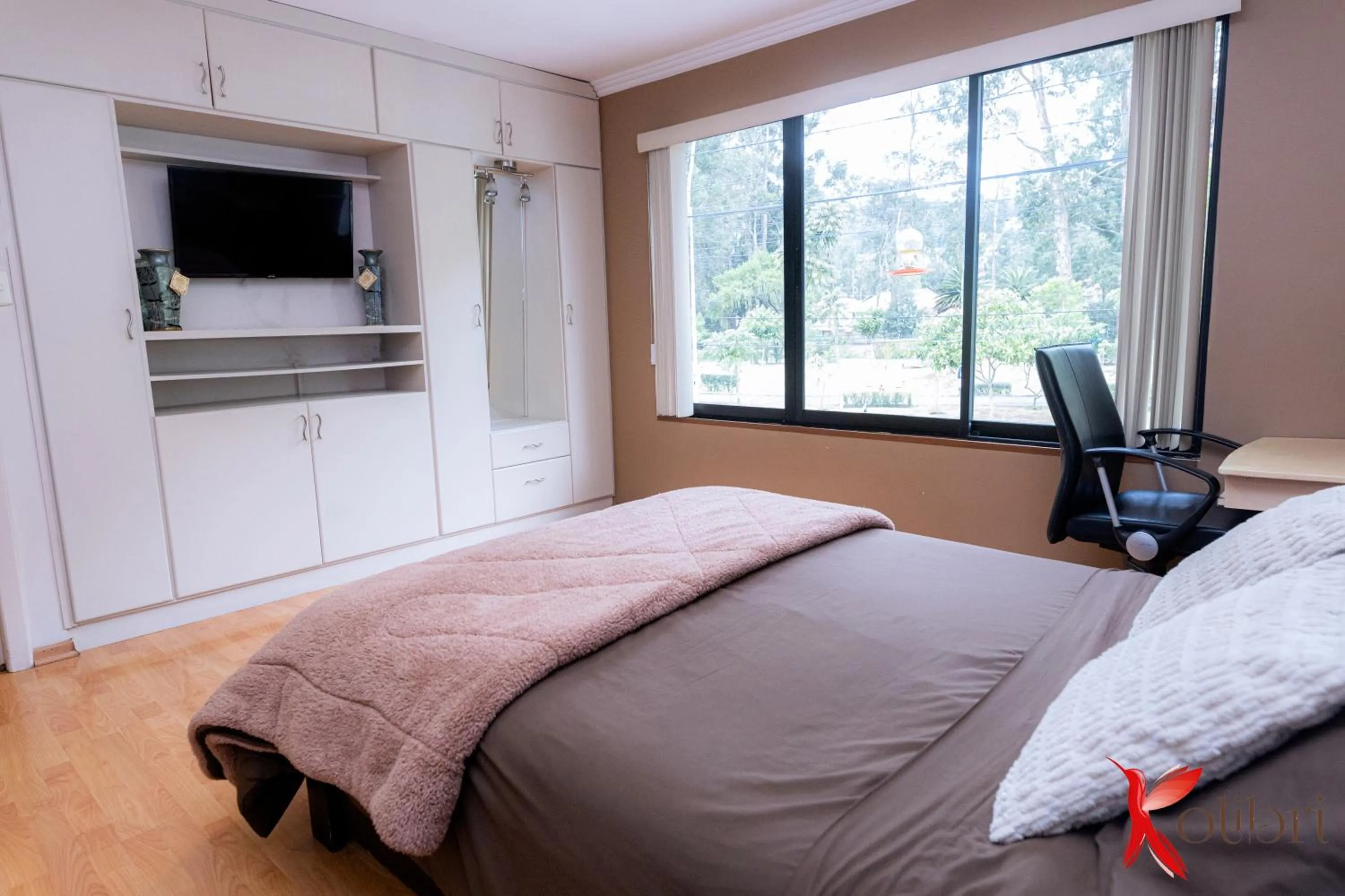 Bed in Hostal Kolibri B&B