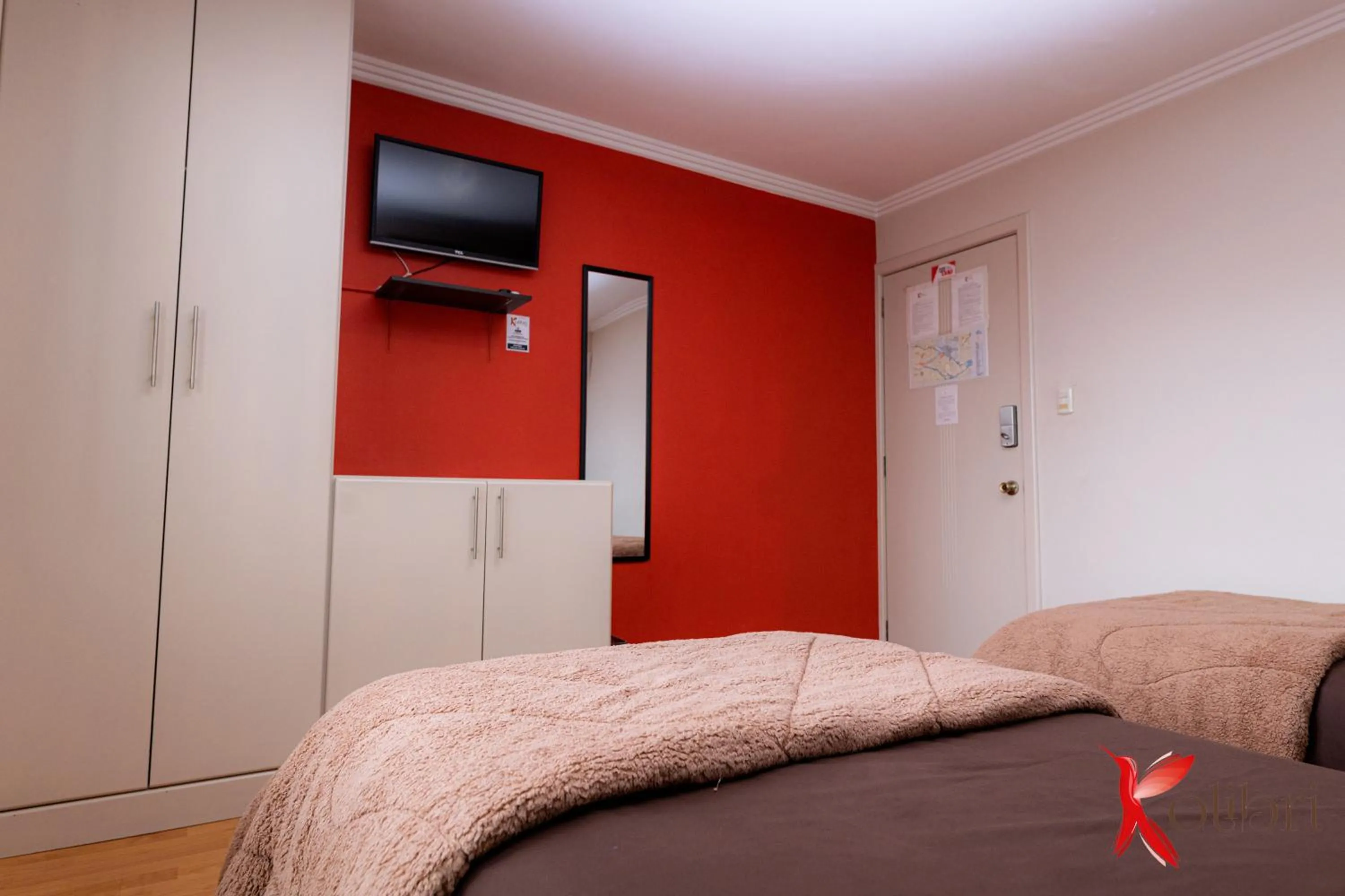 Bed in Hostal Kolibri B&B