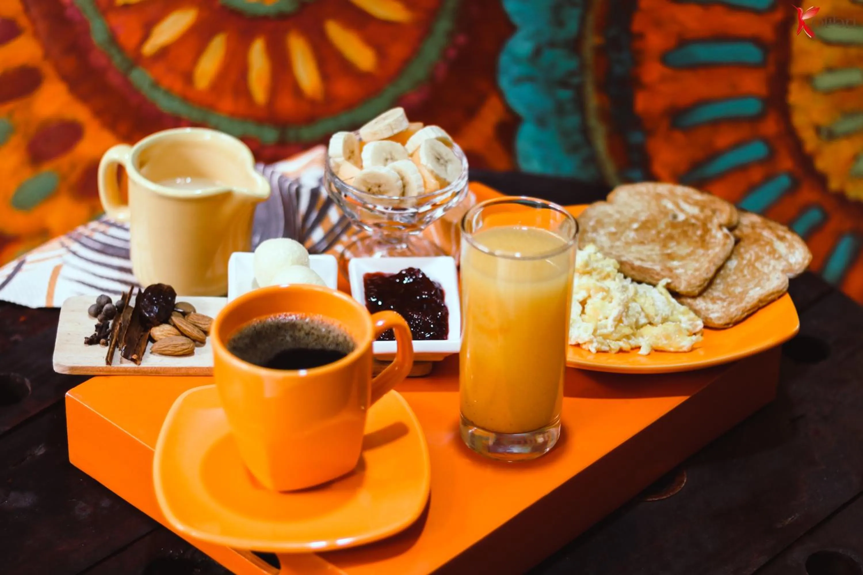 Continental breakfast in Hostal Kolibri B&B
