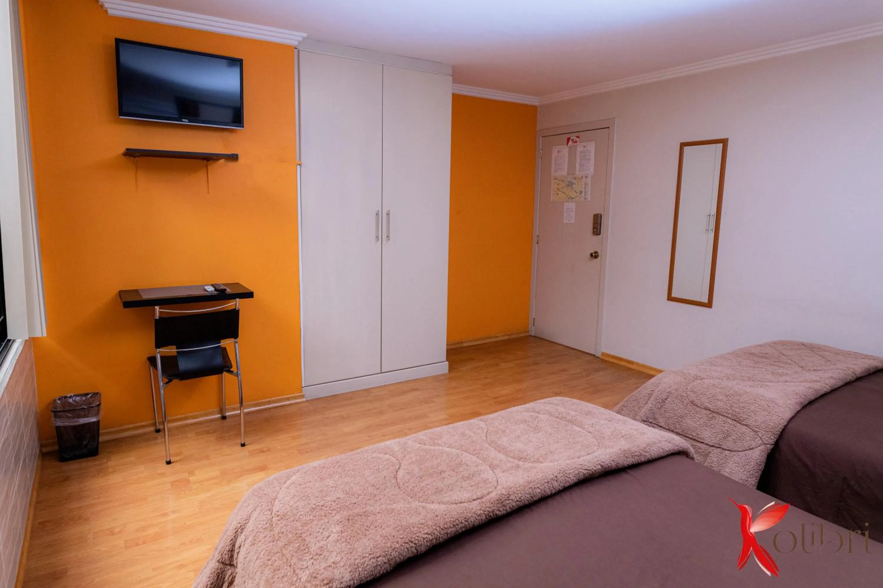 Bed in Hostal Kolibri B&B