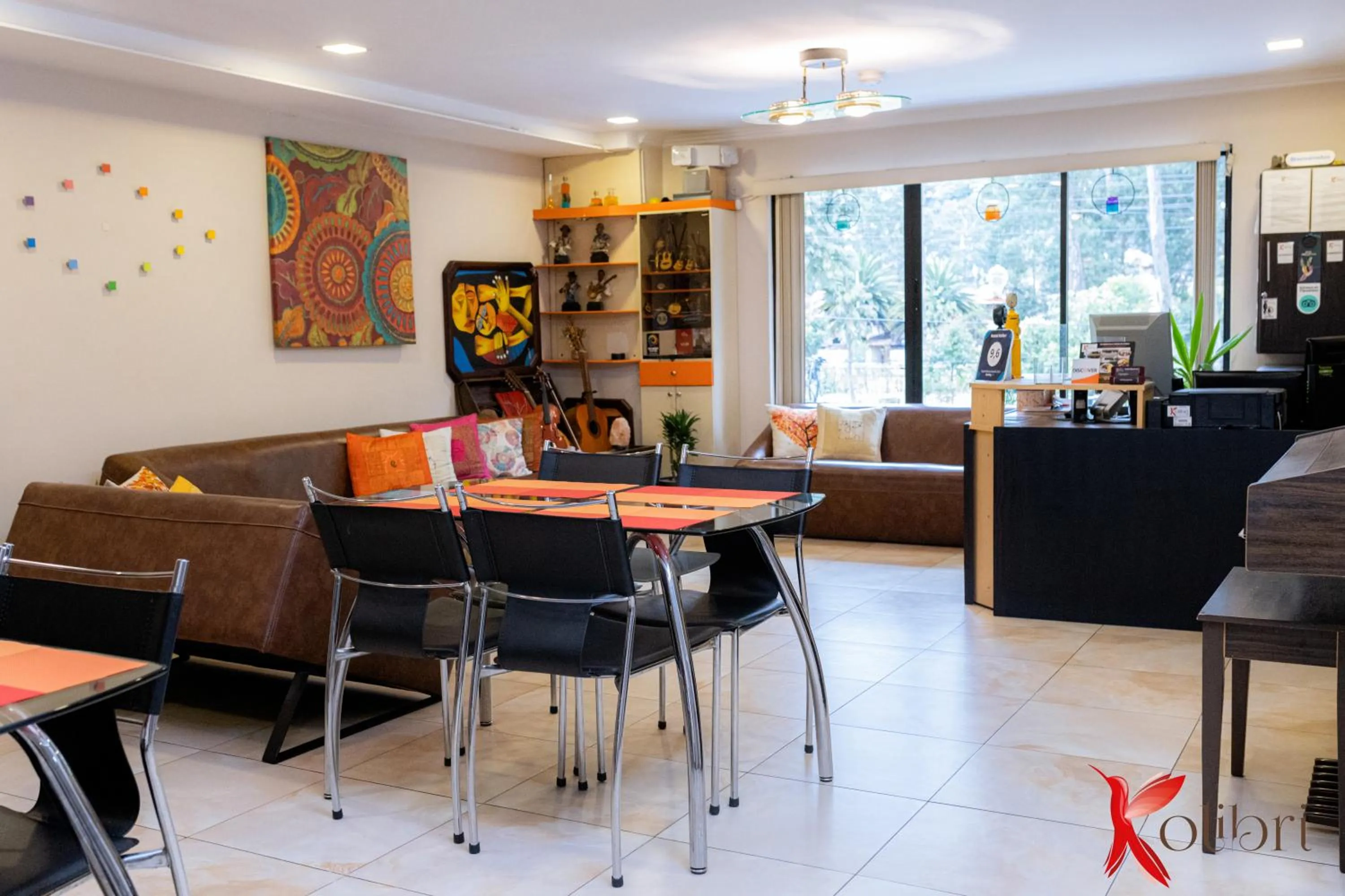 Living room in Hostal Kolibri B&B