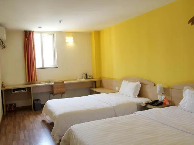 Bed in 7Days Inn Kunming South Huancheng Road
