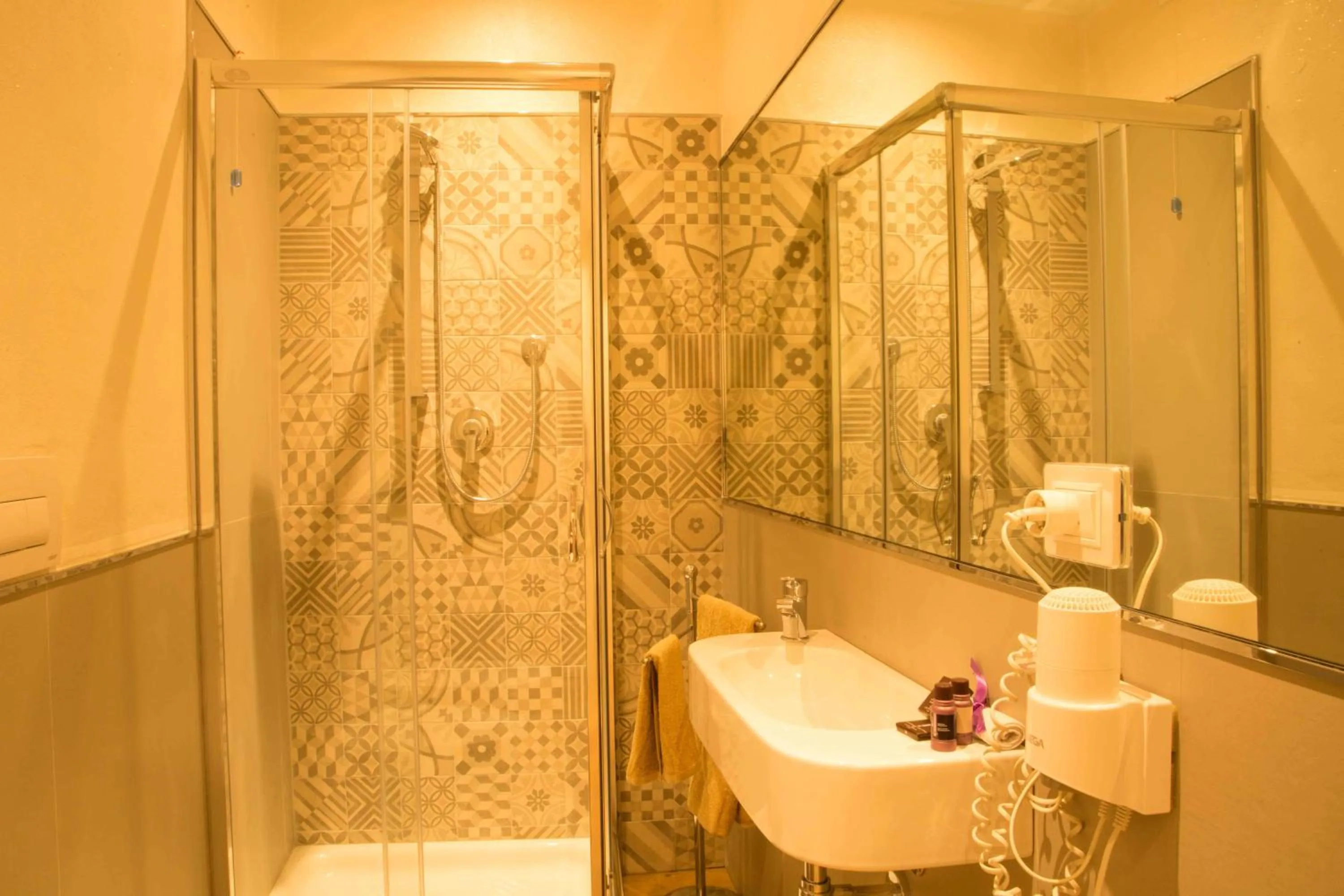 Bathroom in Hotel Vatluna